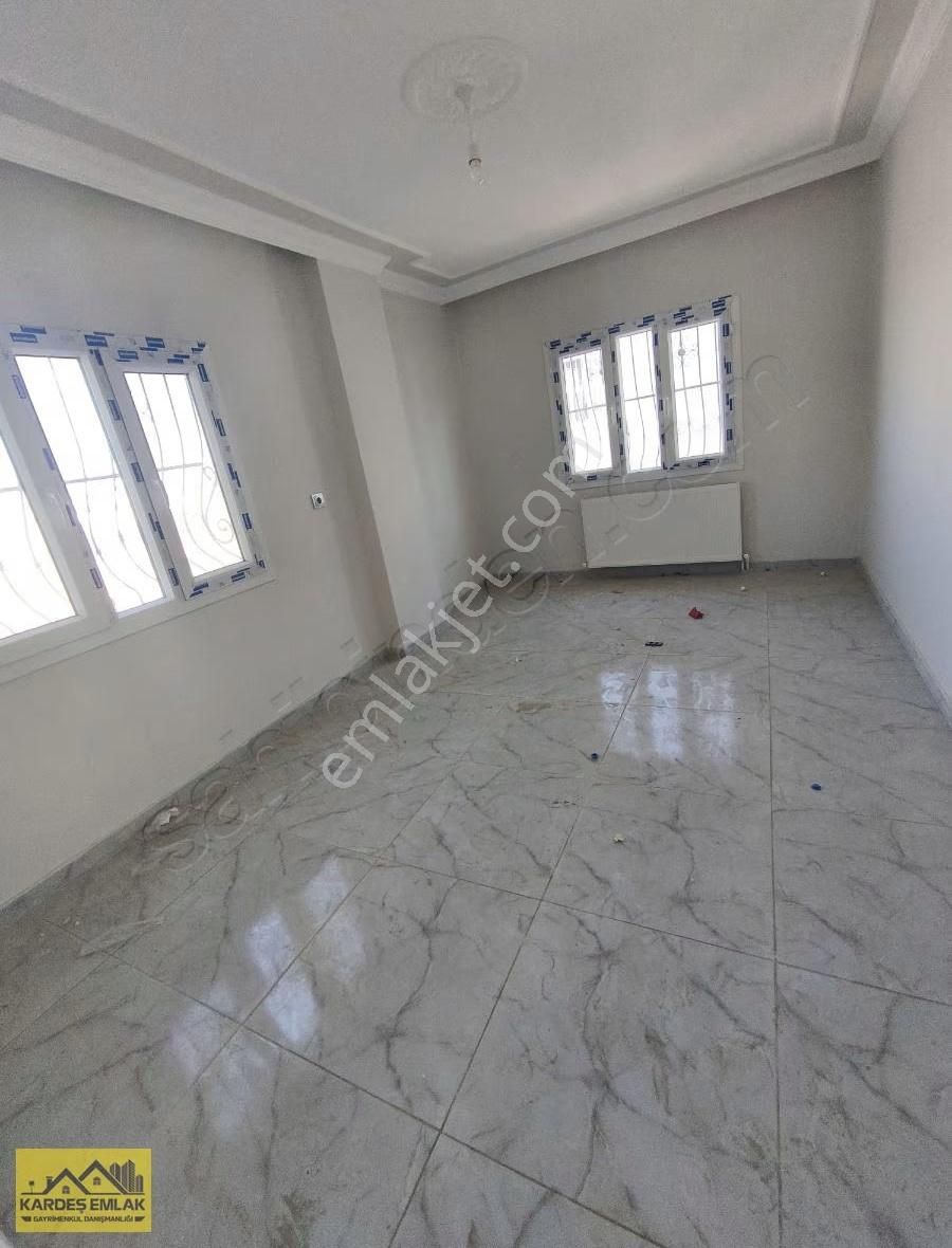 Kardeş Emlak'tan Yeni Yapı 2 Katlı Müstakil.. - Görsel 4