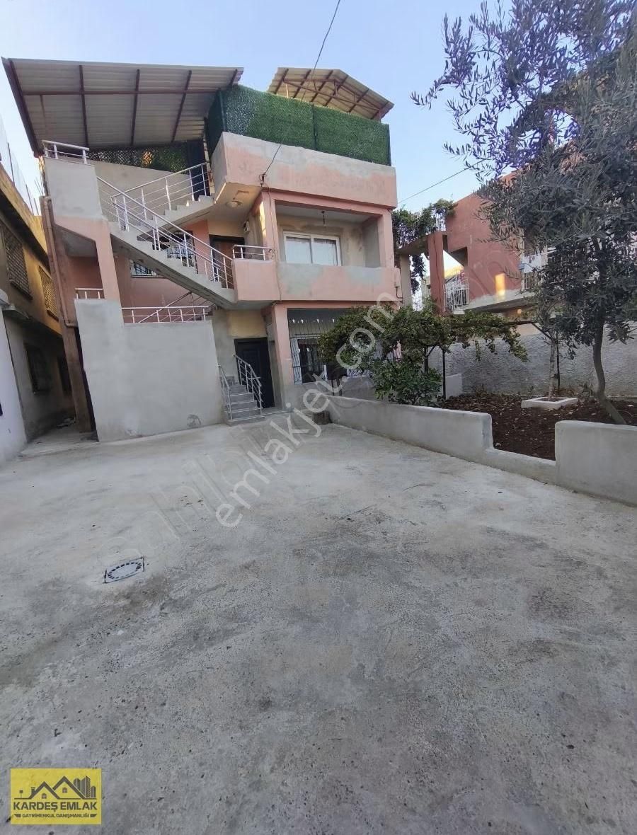 Kardeş Emlak'tan Tahsilli Mahallesi'nde Bahçeli Müstakil Ev. - Görsel 16