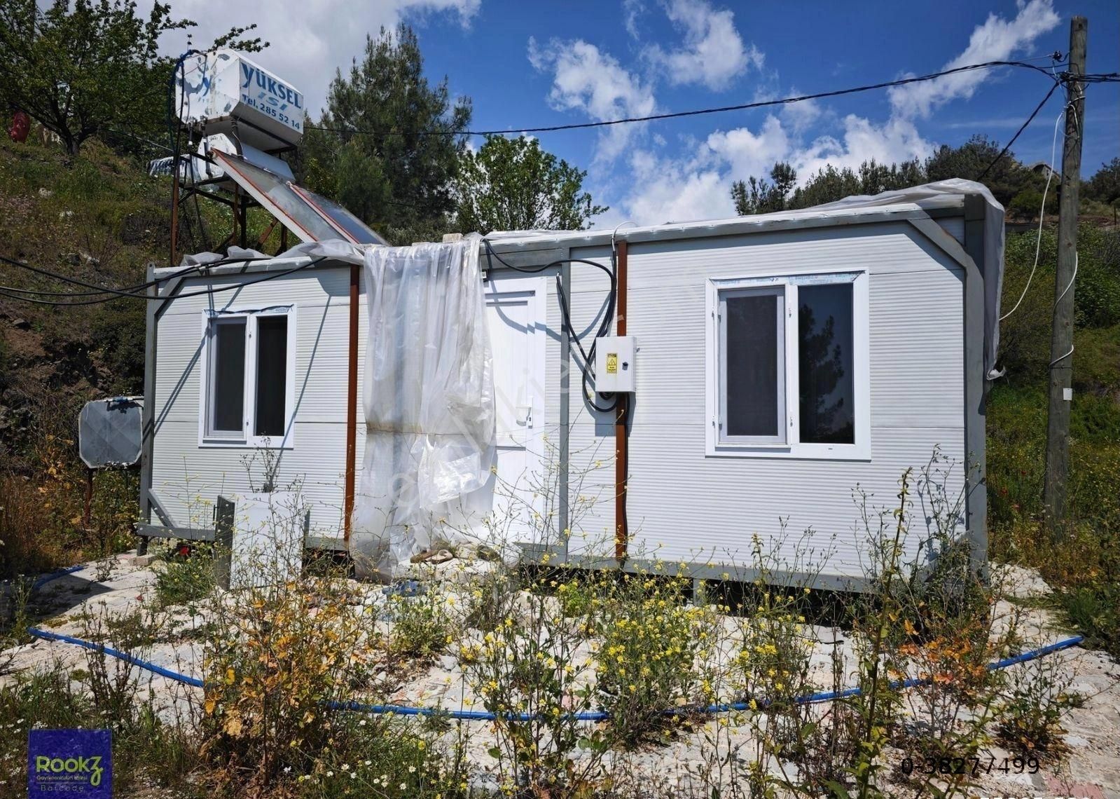 Her Biri 2+1 Ve 21 M2, İki Adet Konteyner Satılıktır