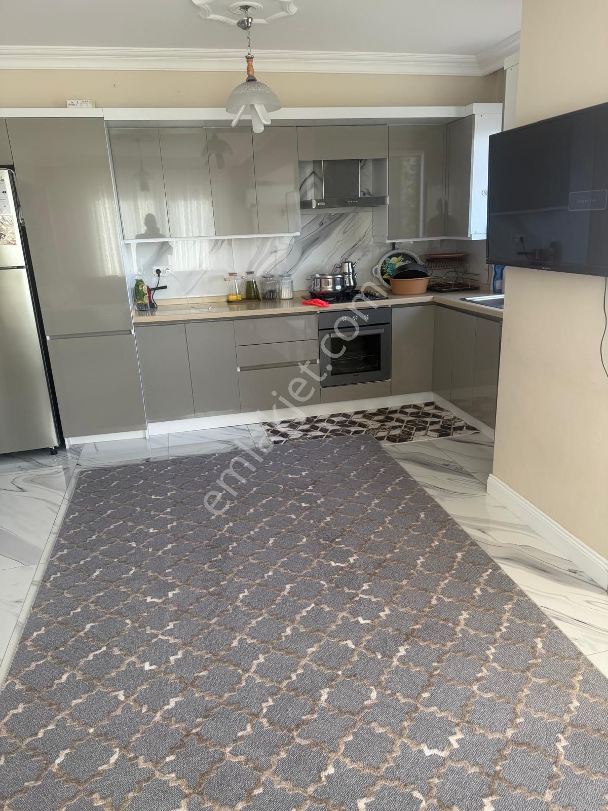 Kaçmaz Emlak'tan Kocaeli İzmitte Satılık Müstakil Ev+ 808m2 Arsa - Görsel 4