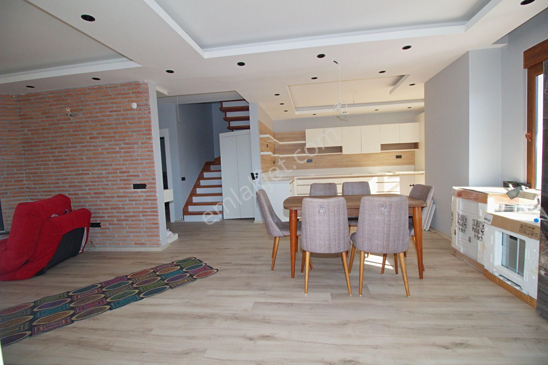 Devlet Hastanesine Komşu Siteiçi 220m2 3+1 Dubleks Daire - Görsel 4