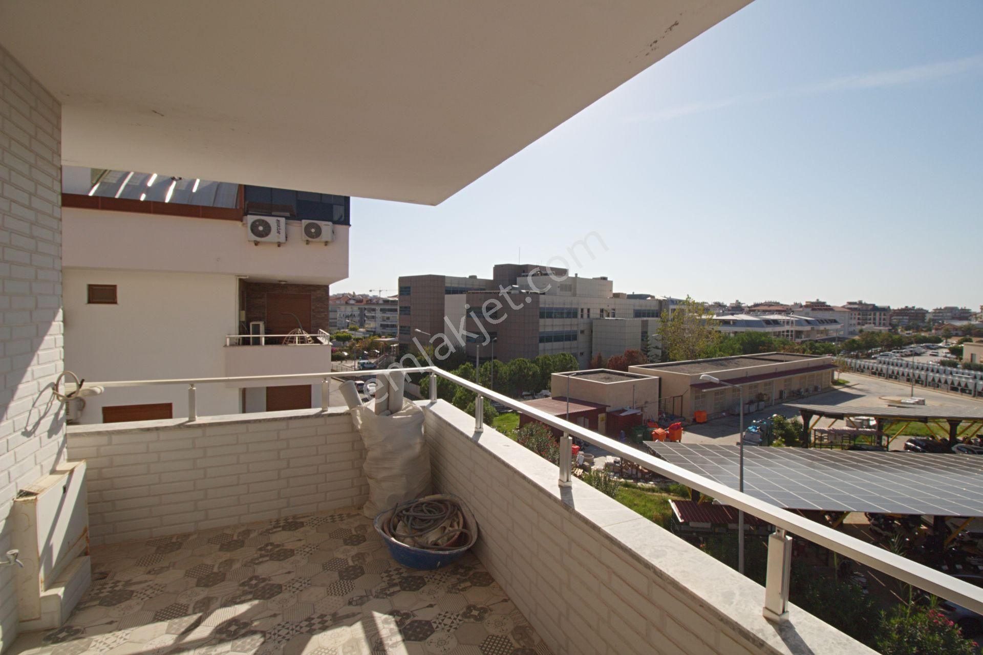 Devlet Hastanesine Komşu Siteiçi 220m2 3+1 Dubleks Daire - Görsel 13