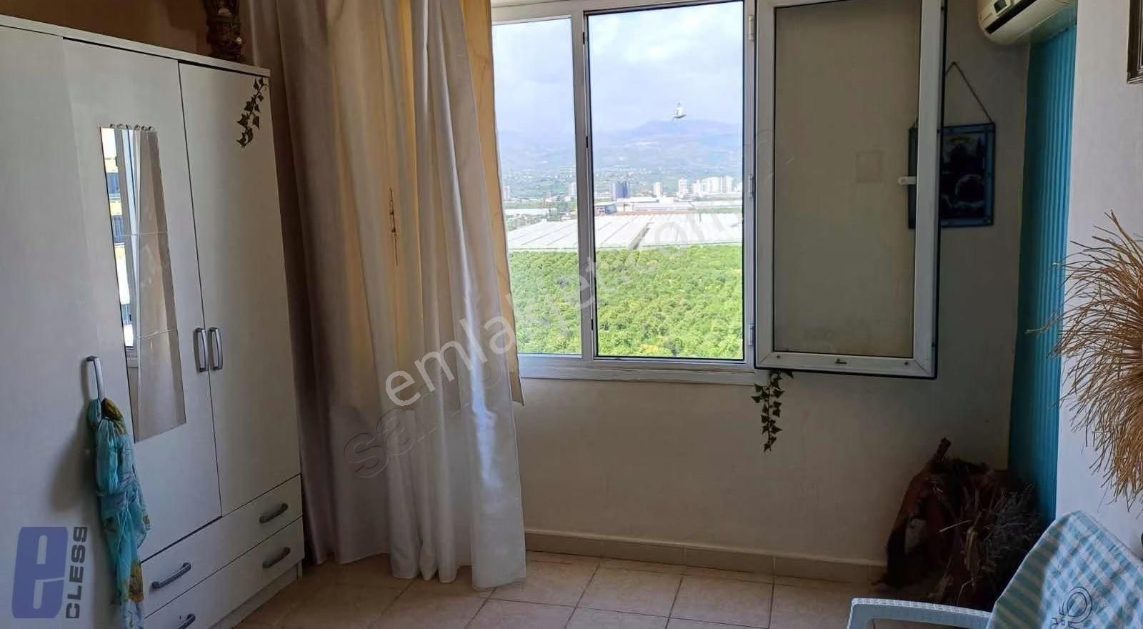 Mersin Çeşmeli Liparis 3 Sitesinde Full Eşyalı Köşe Daire - Görsel 13