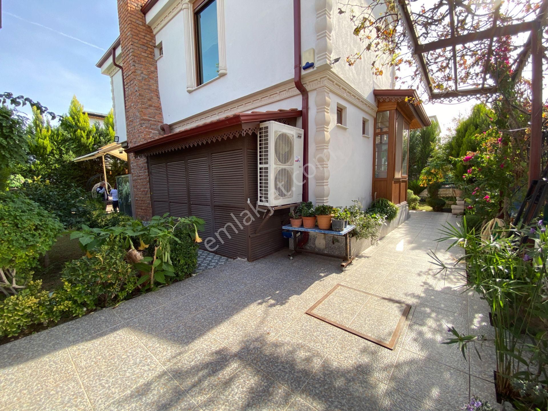 Kepez Kirişçilerde 370m2 Arsa Üzerinde Lüks 3+1 Villa - Görsel 8