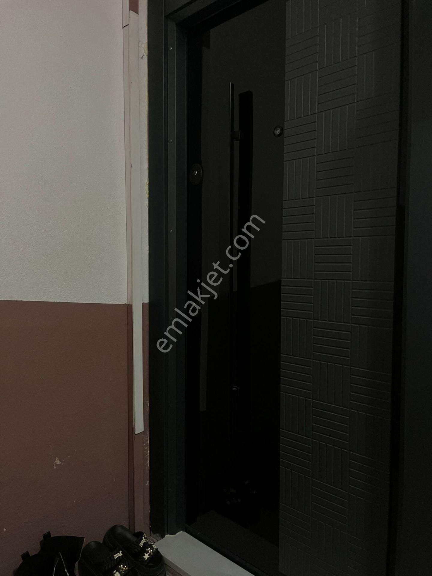 Ay Emlak'tan Ordu Caddesinde Özel Tasarımlı Arakat 2+1 Satılık Daire - Görsel 17