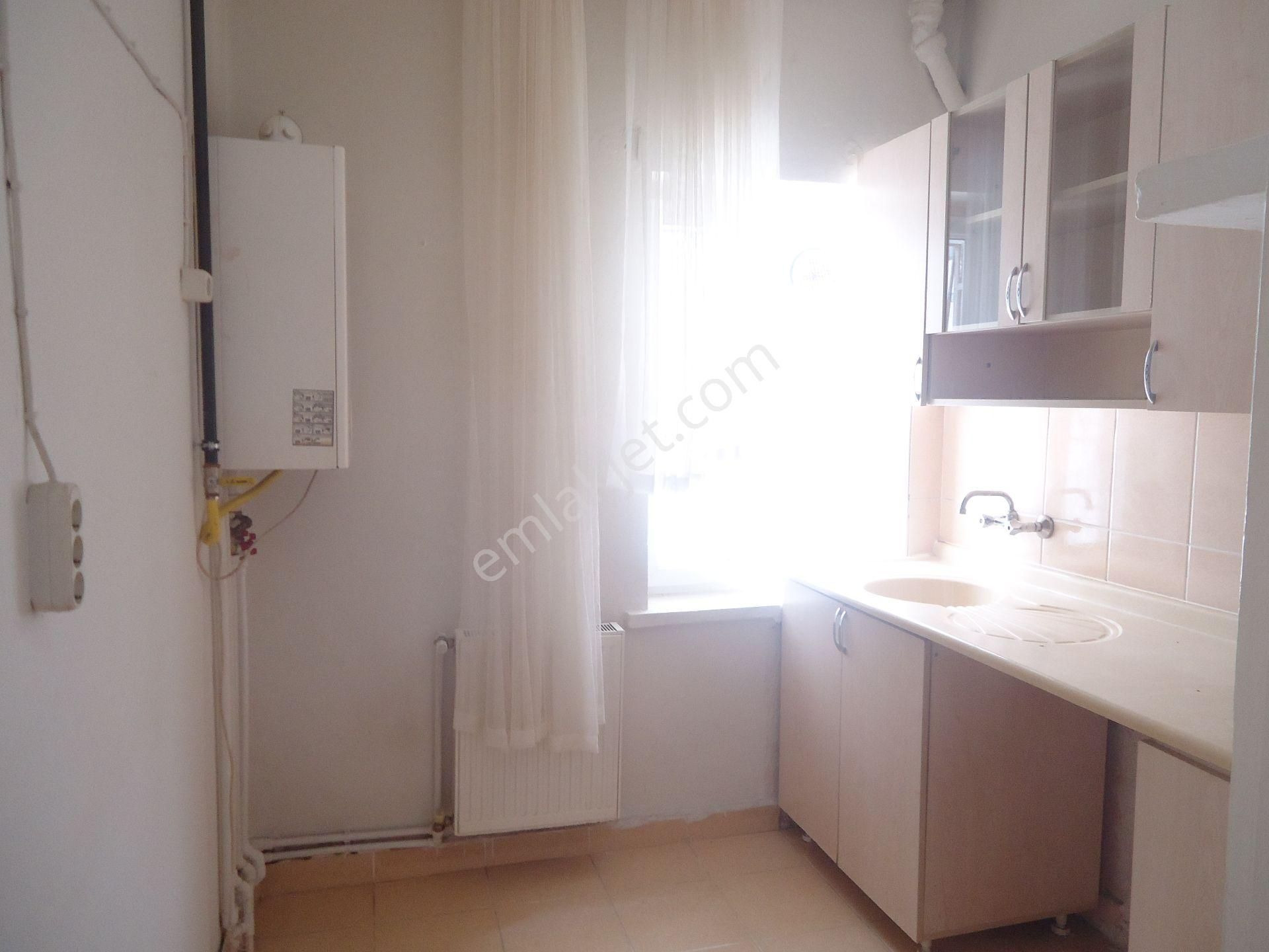 Aydınlıkevlerde 2+1 Kiralık Daire Gizem Emlaktan - Görsel 4