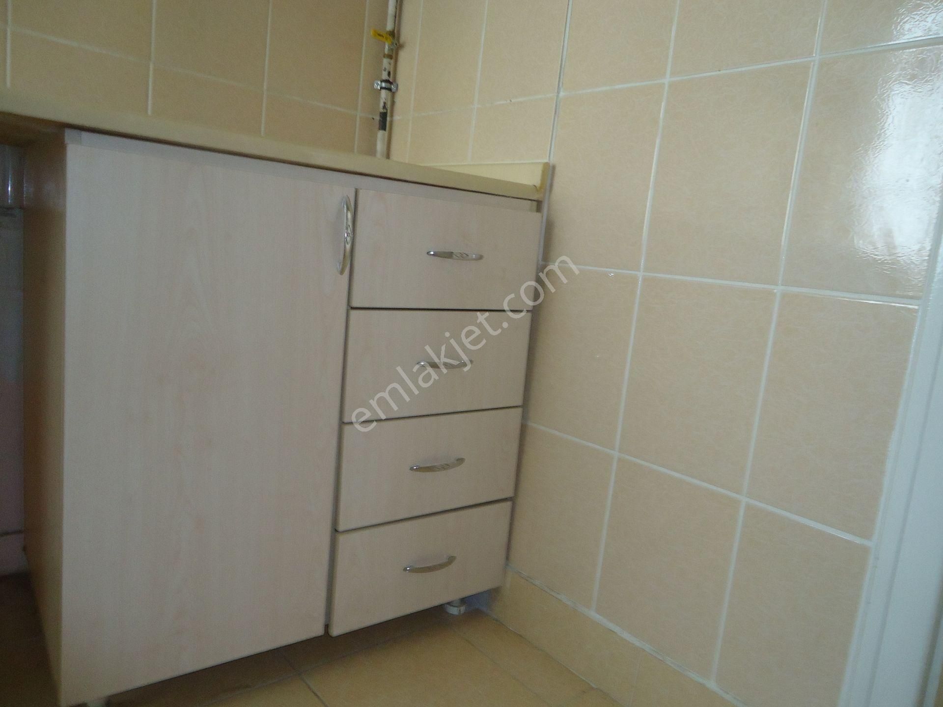 Aydınlıkevlerde 2+1 Kiralık Daire Gizem Emlaktan - Görsel 6