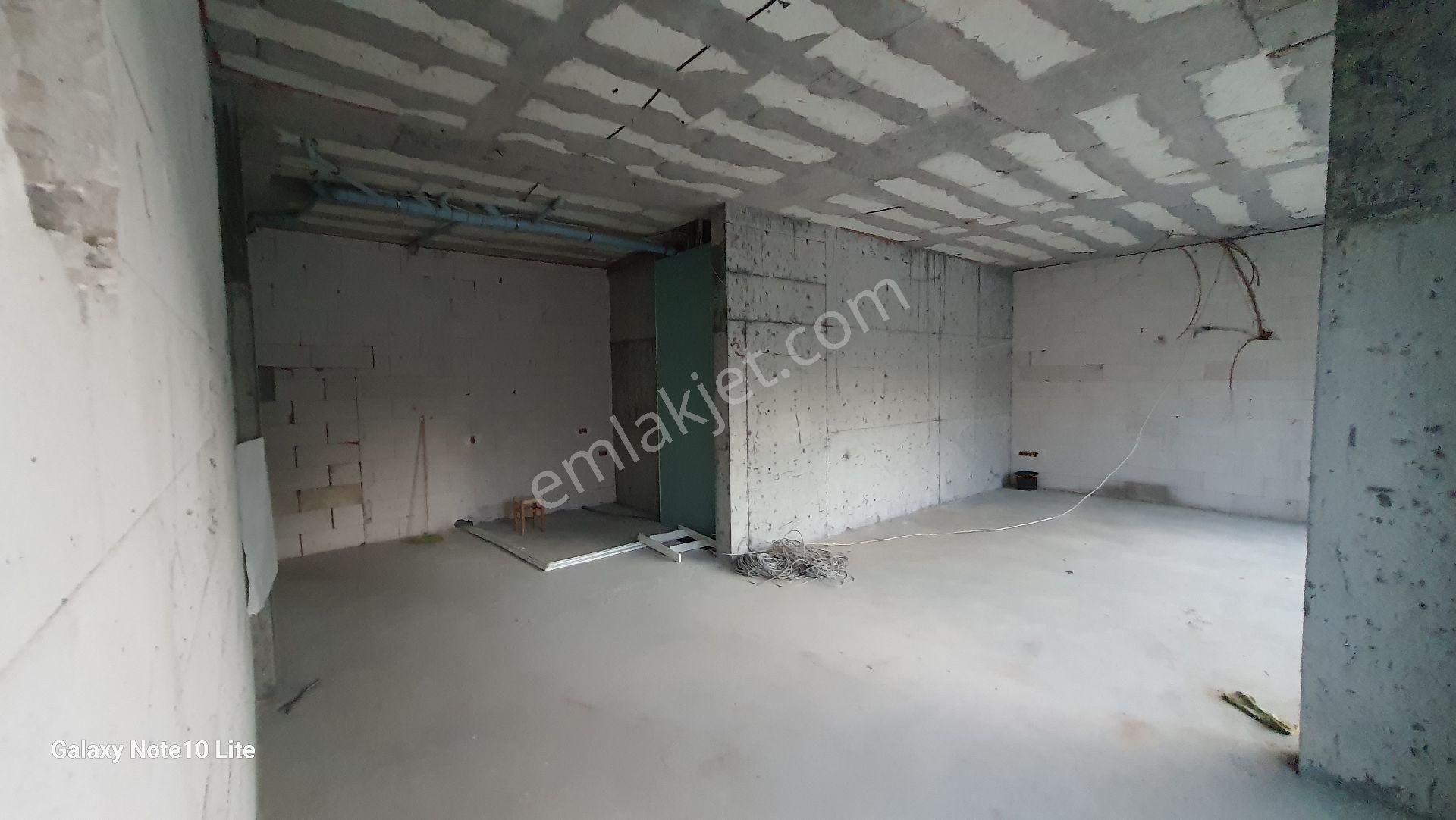 120 M2 Depolu Dükkan - Görsel 9