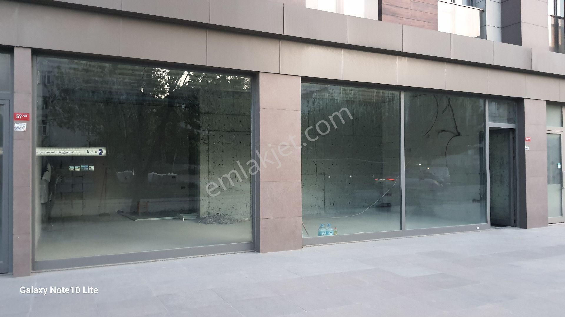 120 M2 Depolu Dükkan