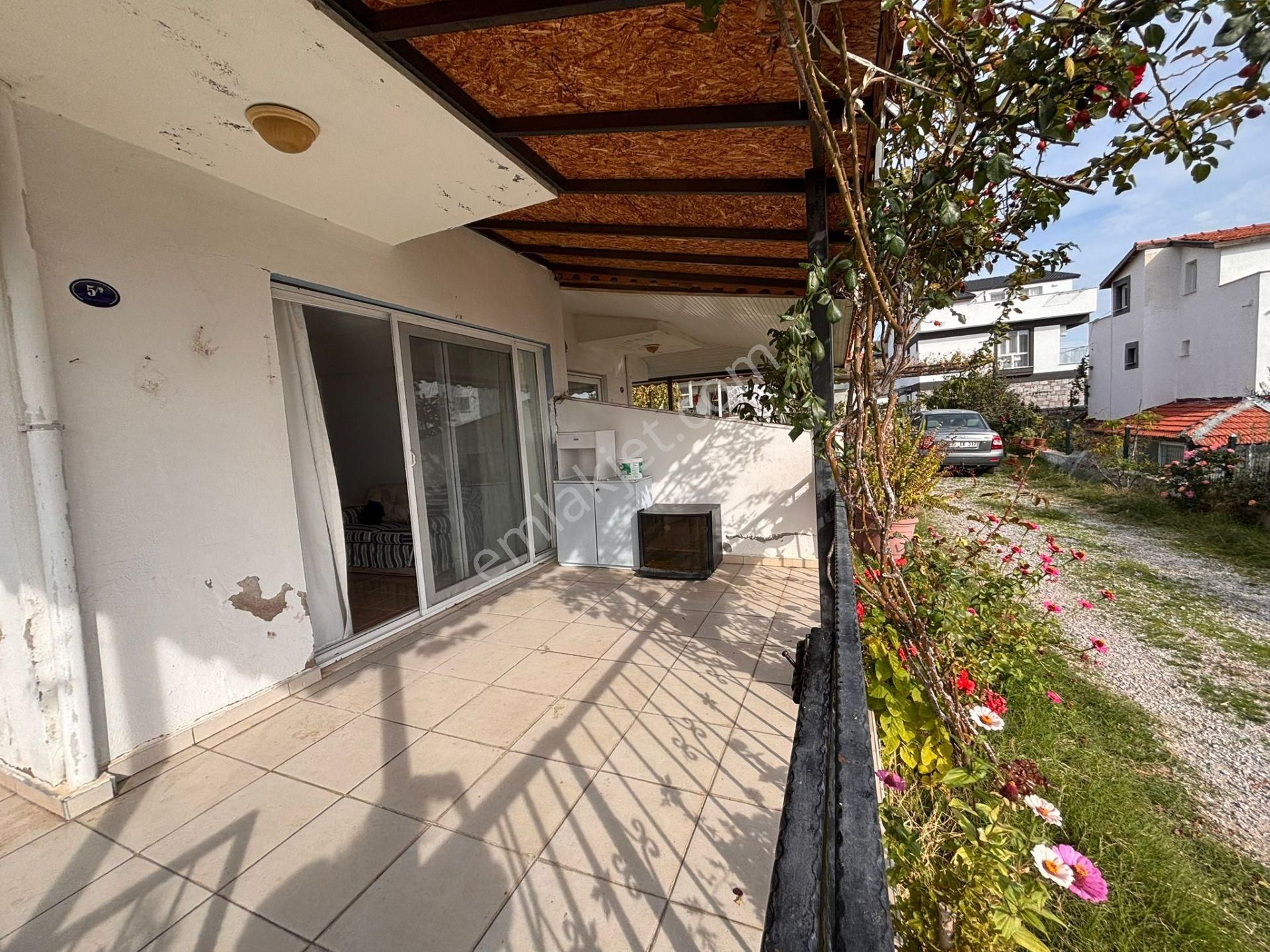 Çandarlı Da Deniz Manzaralı Satılık Villa - Görsel 13
