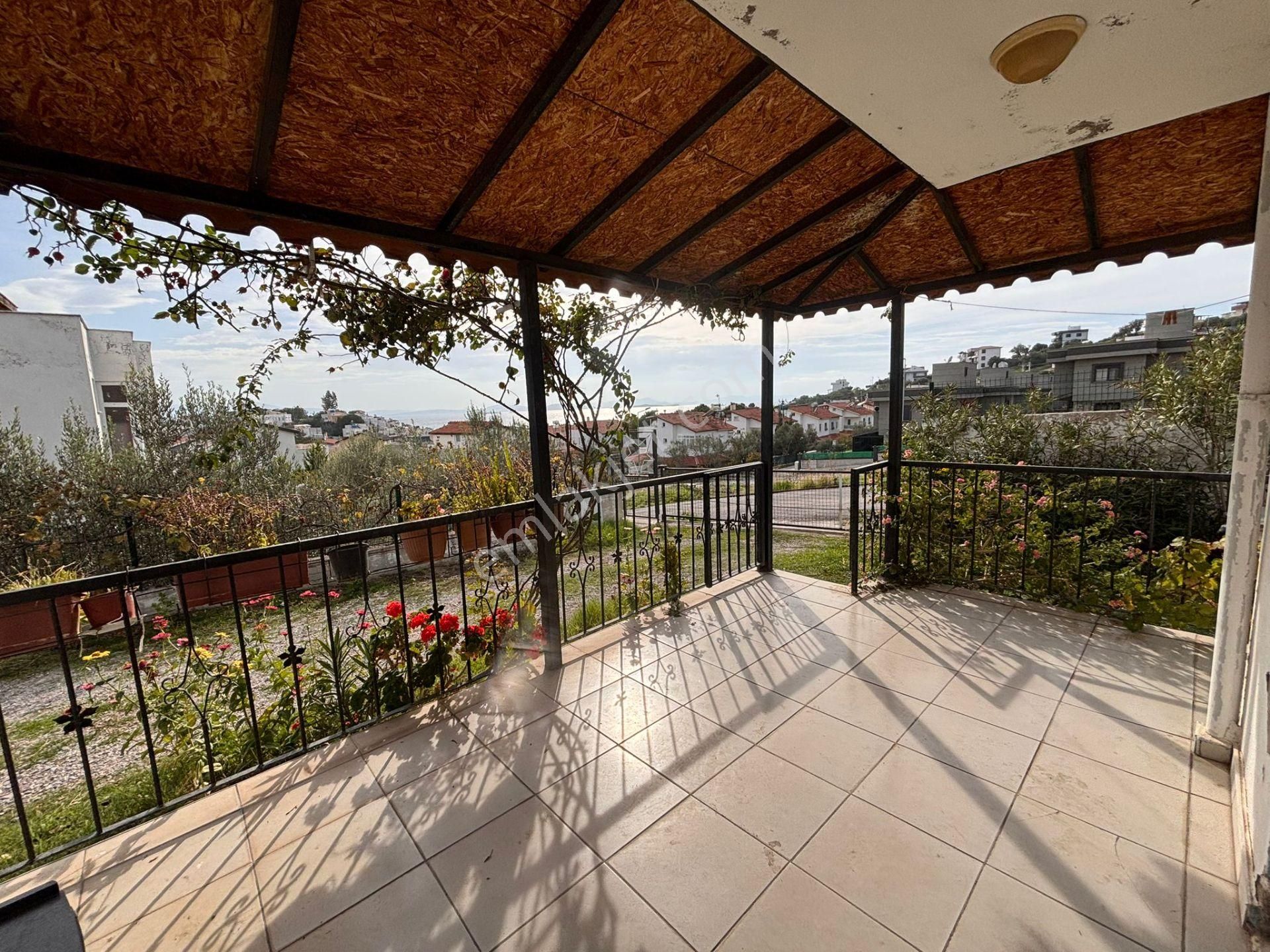 Çandarlı Da Deniz Manzaralı Satılık Villa - Görsel 11