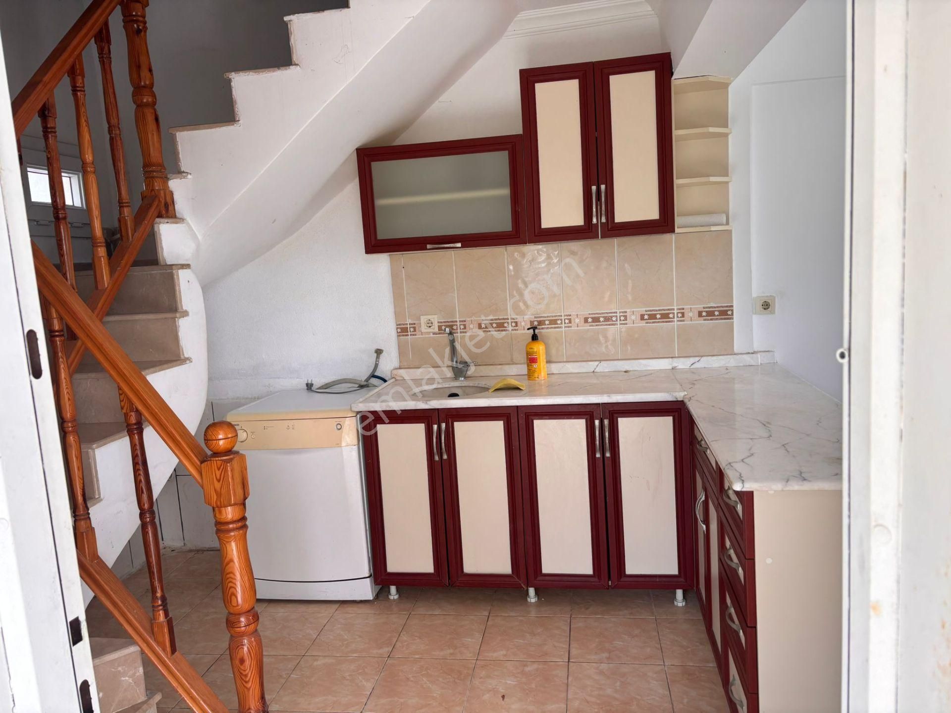 Çandarlı Da Deniz Manzaralı Satılık Villa - Görsel 15