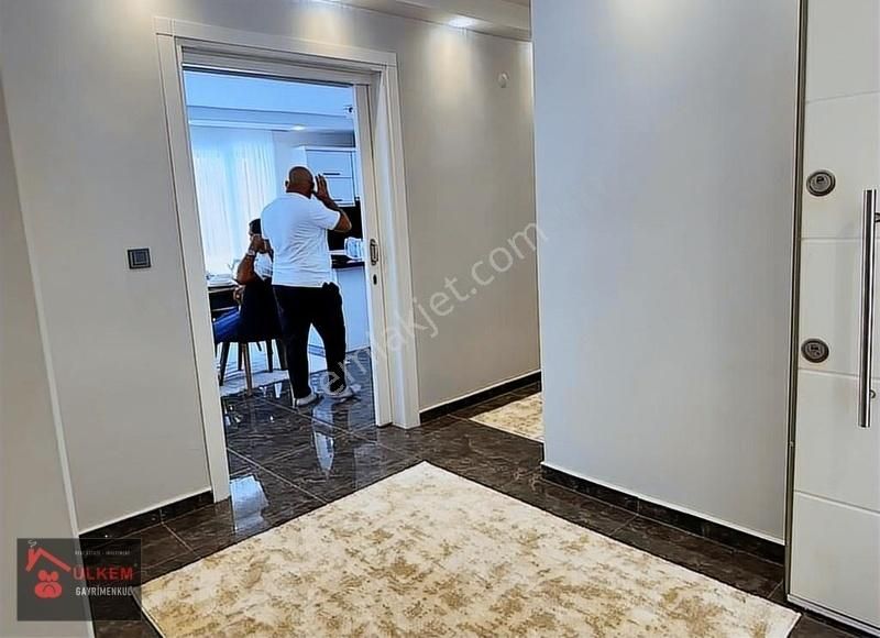 Kusadası Merkezınde Özel Havuzlu Tek Mustakıl Bahcelı Vılla - Görsel 10