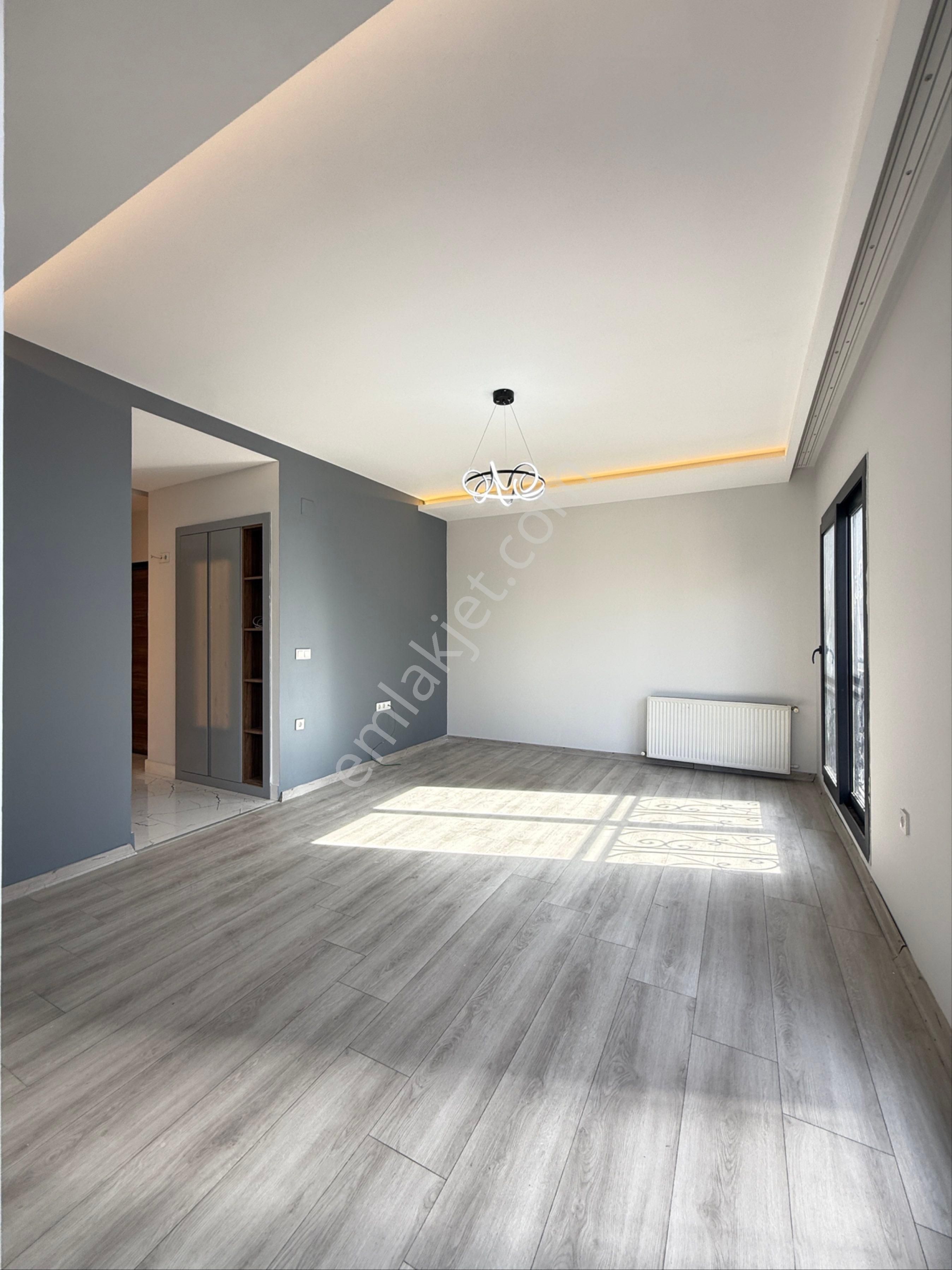 Remint’den Toros Mahallesinde Buhara İlk Öğretim Okulu Civarı 3+2ç1 Satılık Daire Kaçmaz Uygun Fiyat - Görsel 2