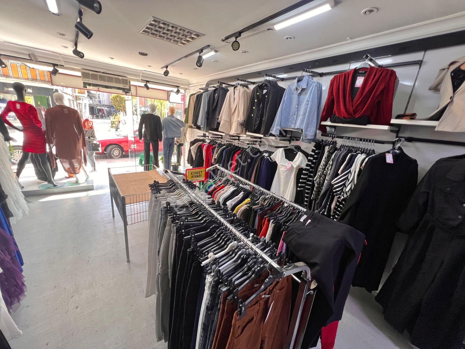 Çaybaşı'nda Devren Kiralık Giyim Mağazası - Görsel 18