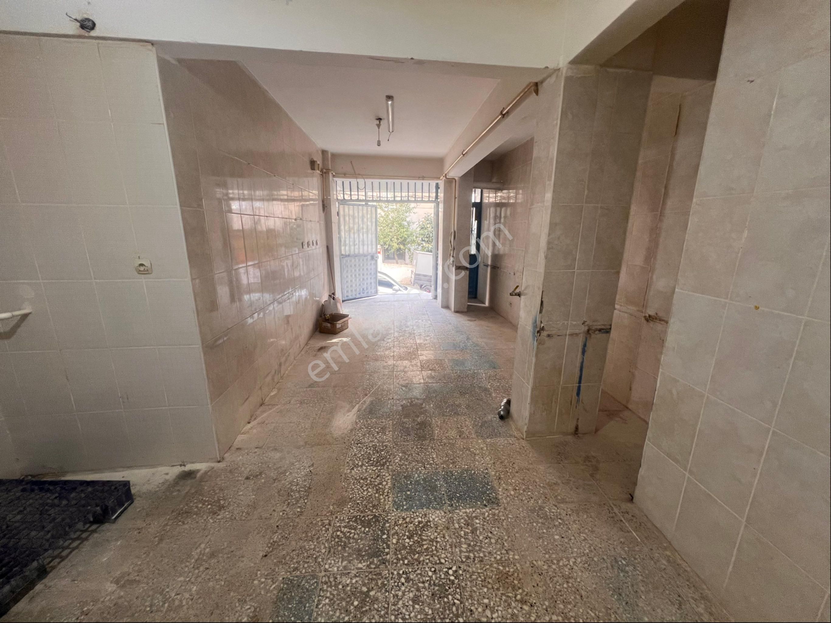 Pendik Ahmet Yesevi'de Yatırımlık 45m2 Doğalgaz -wc'li Dükkan - Görsel 10