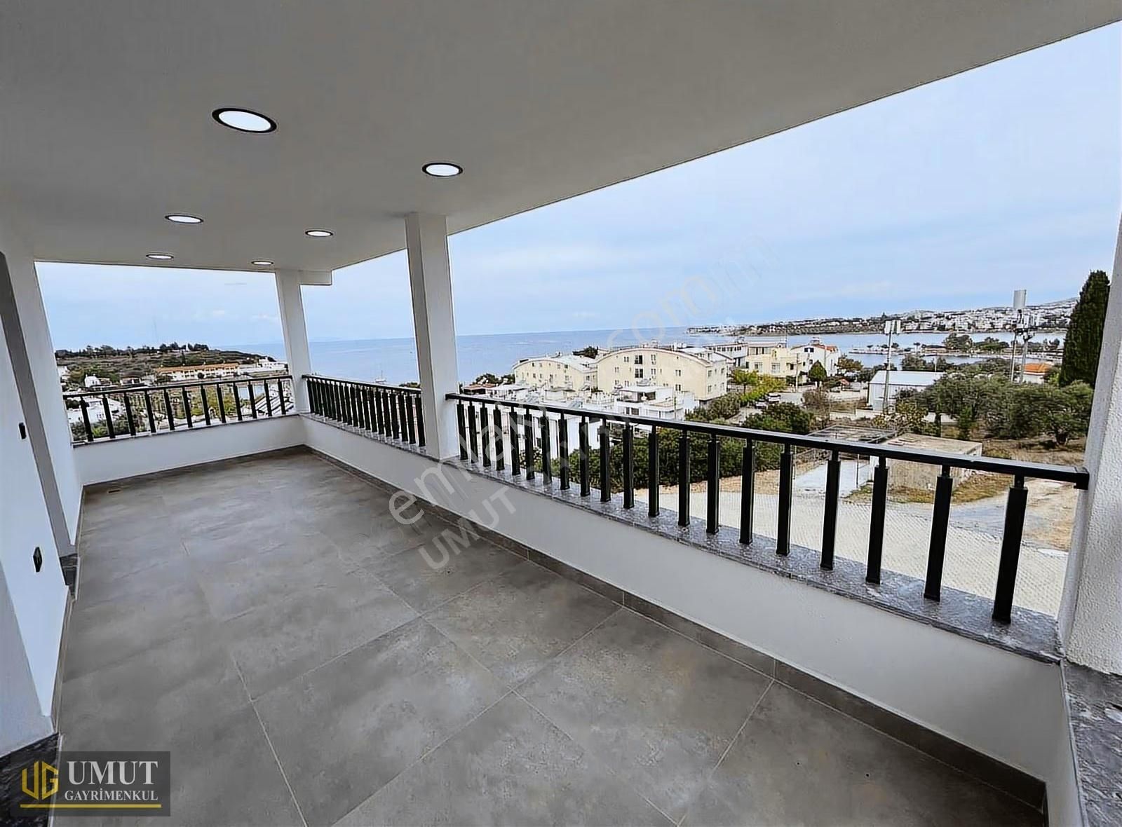 Didimde Deniz Manzaralı Tam Müstakil Havuzlu 3+1 Villa - Görsel 11