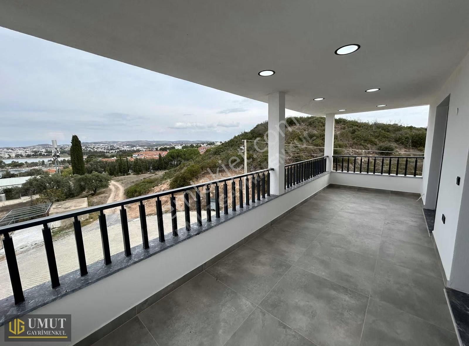 Didimde Deniz Manzaralı Tam Müstakil Havuzlu 3+1 Villa - Görsel 30