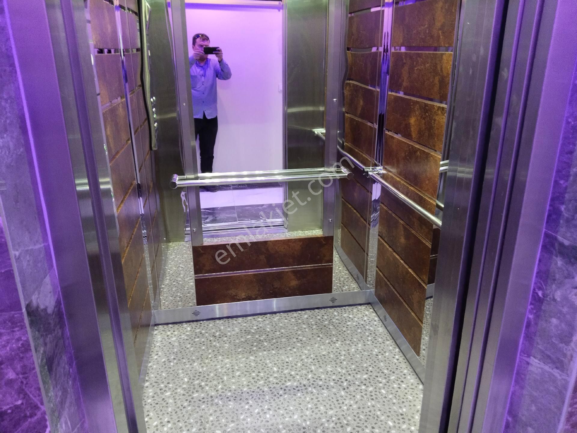 Bergama Ultra Lüks Doğalgazlı Elektrikli Panjurlu Asansörlü Ara 2.kat Kiralık Daire - Görsel 4