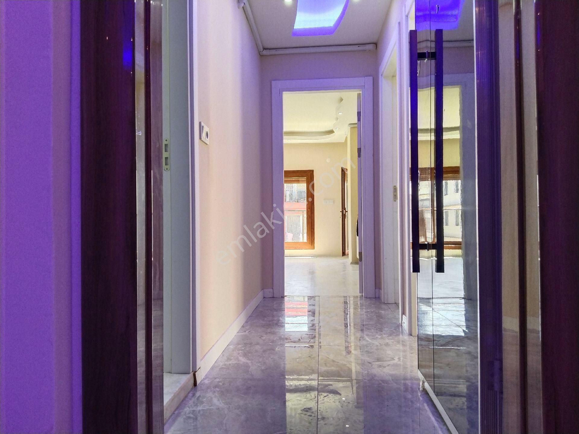 Bergama Ultra Lüks Doğalgazlı Elektrikli Panjurlu Asansörlü Ara 2.kat Kiralık Daire - Görsel 6