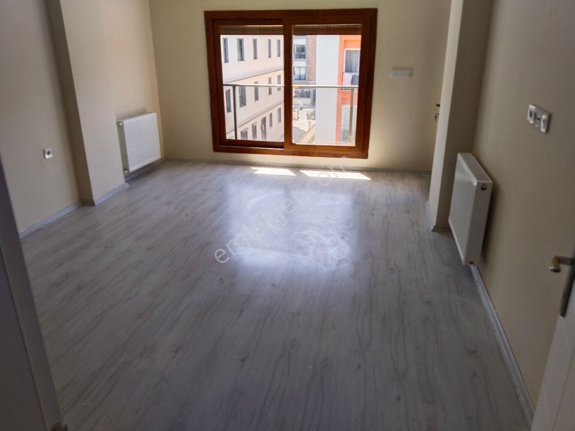 Bergama Ultra Lüks Doğalgazlı Elektrikli Panjurlu Asansörlü Ara 2.kat Kiralık Daire - Görsel 8