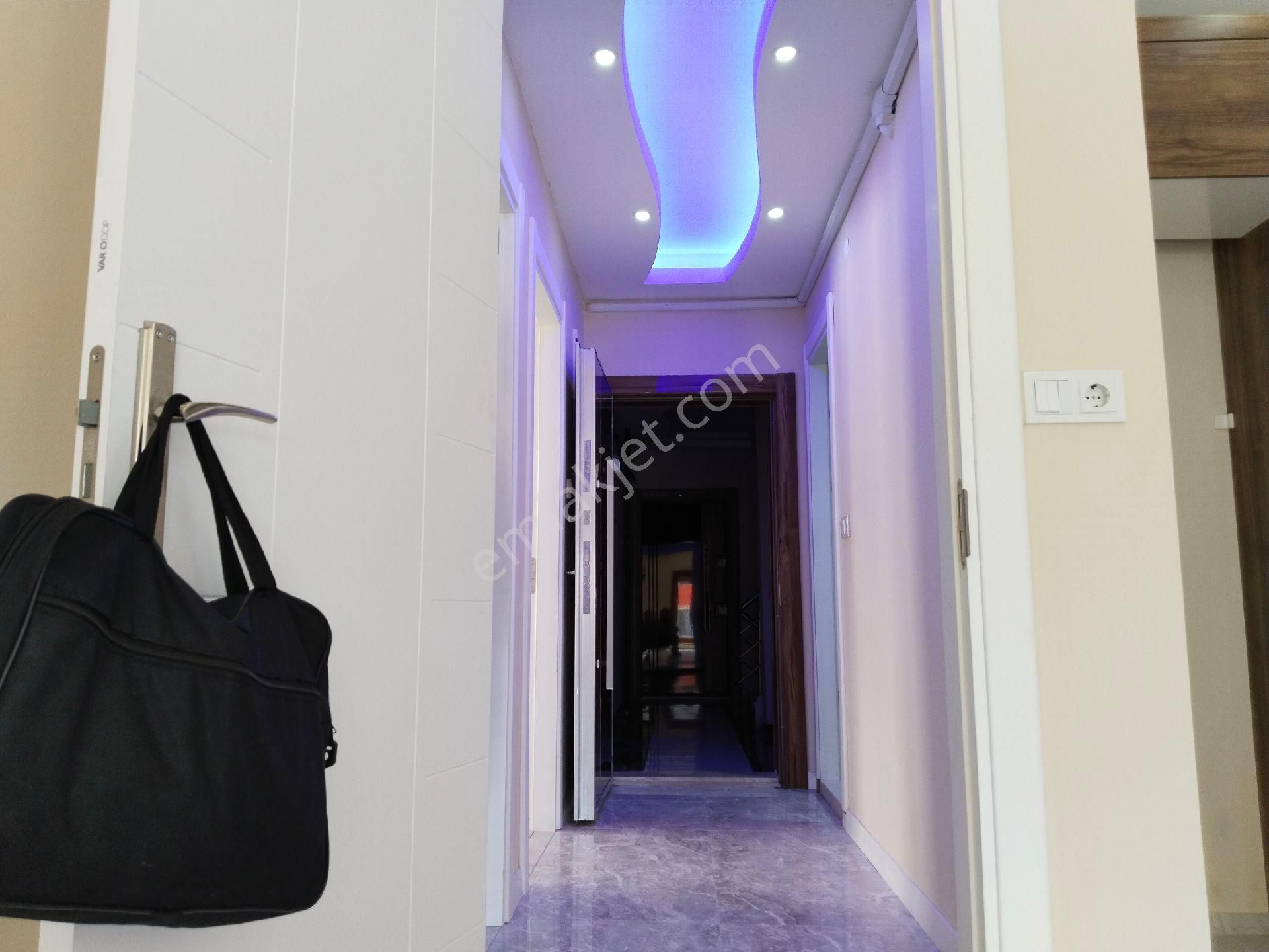 Bergama Ultra Lüks Doğalgazlı Elektrikli Panjurlu Asansörlü Ara 2.kat Kiralık Daire - Görsel 34