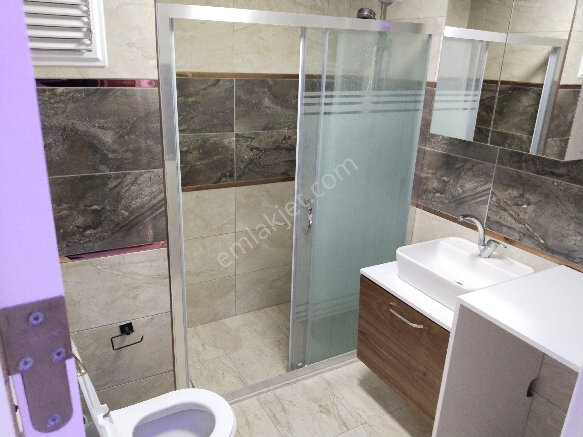 Bergama Ultra Lüks Doğalgazlı Elektrikli Panjurlu Asansörlü Ara 2.kat Kiralık Daire - Görsel 30