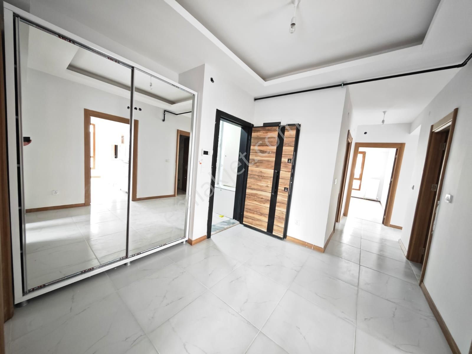 Elisa Gyo//ildem Simaş 3,5+1 Ara Kat Sıfır Meskenli Teslim Satılık Lüks Daire - Görsel 2