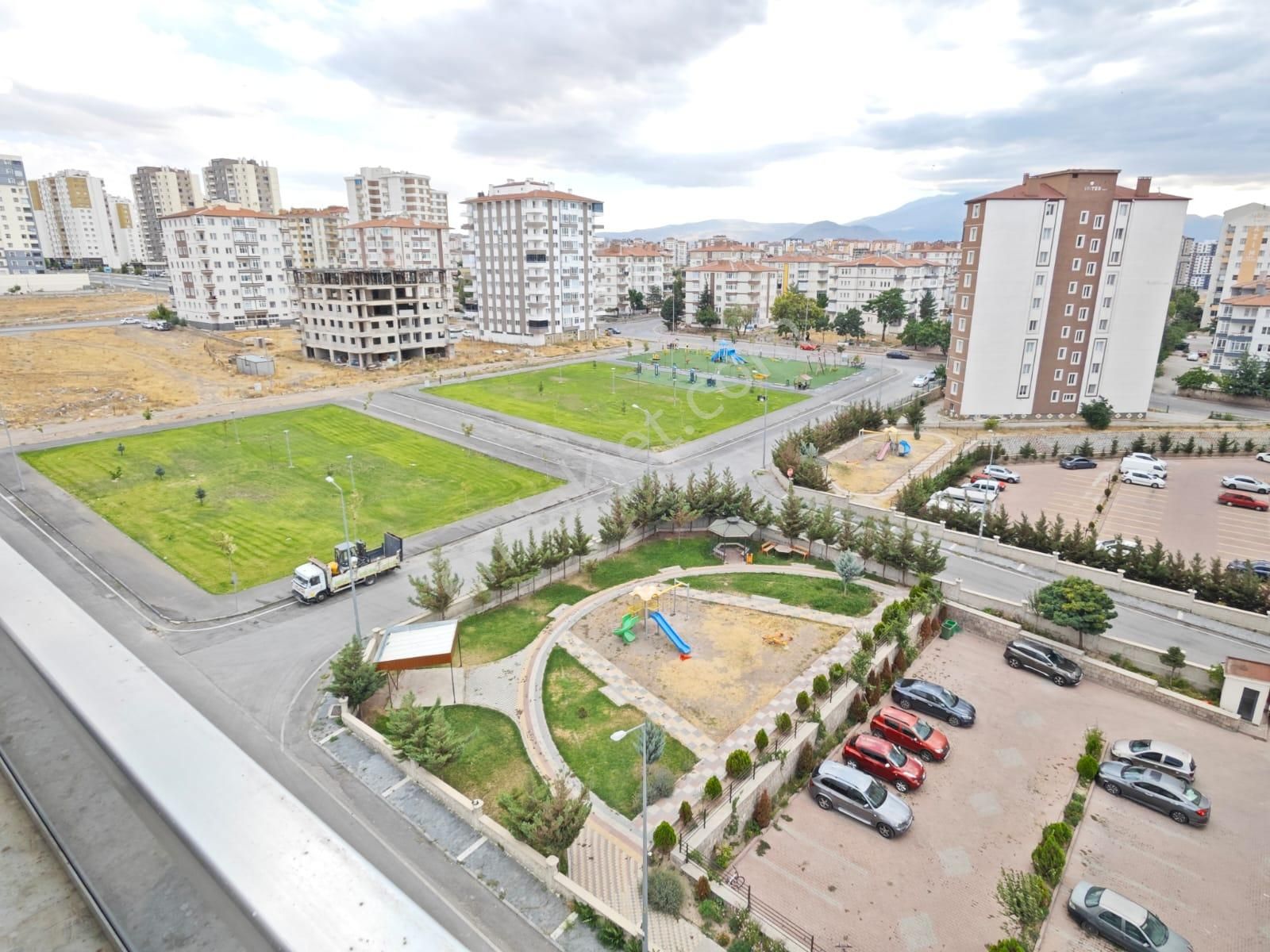 Elisa Gyo//ildem Simaş 3,5+1 Ara Kat Sıfır Meskenli Teslim Satılık Lüks Daire - Görsel 4