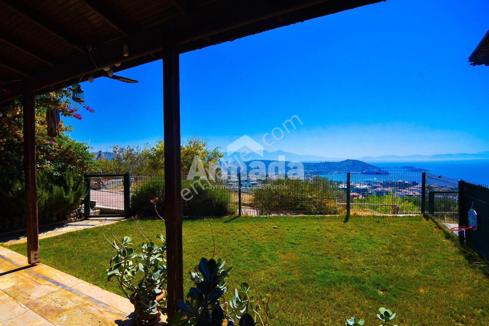 Kuşadası Adalılar Sitesi'nde Full Deniz Manzaralı 4+1 Villa - Görsel 28