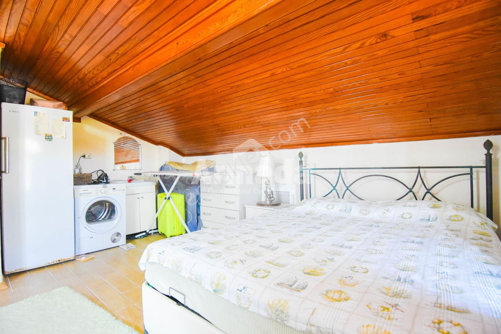 Kuşadası Adalılar Sitesi'nde Full Deniz Manzaralı 4+1 Villa - Görsel 6