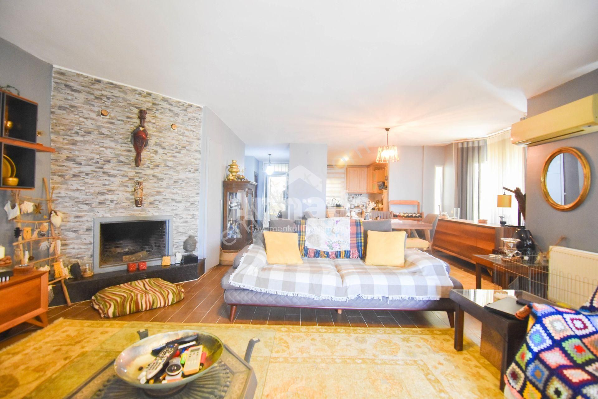 Kuşadası Adalılar Sitesi'nde Full Deniz Manzaralı 4+1 Villa - Görsel 27