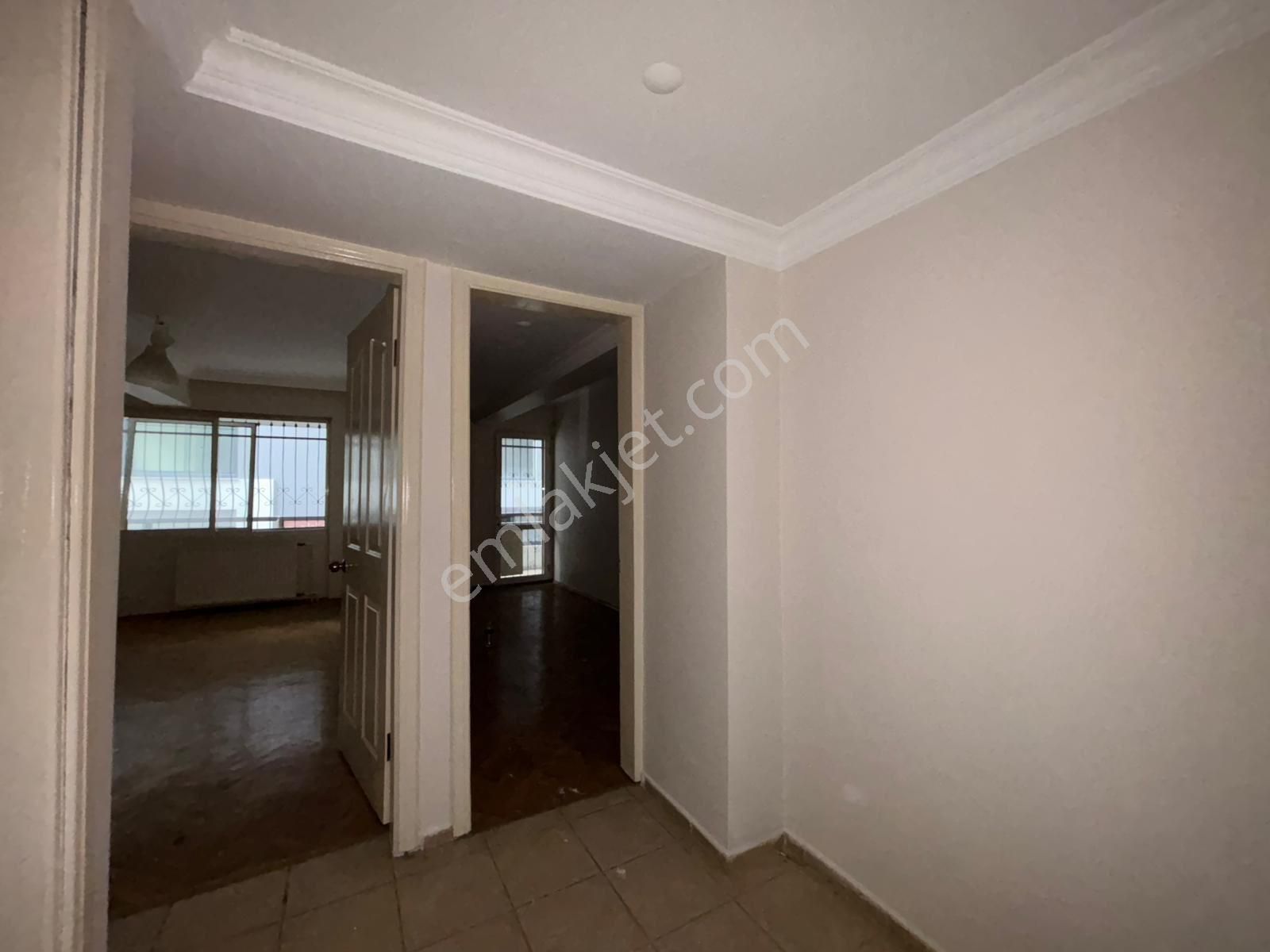 Alsancak Ziya Gökalp Zemin Dublex 2+1 Kiralık Daire/ofis - Görsel 11