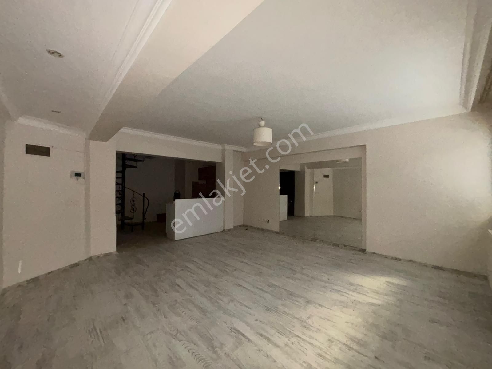 Alsancak Ziya Gökalp Zemin Dublex 2+1 Kiralık Daire/ofis - Görsel 3