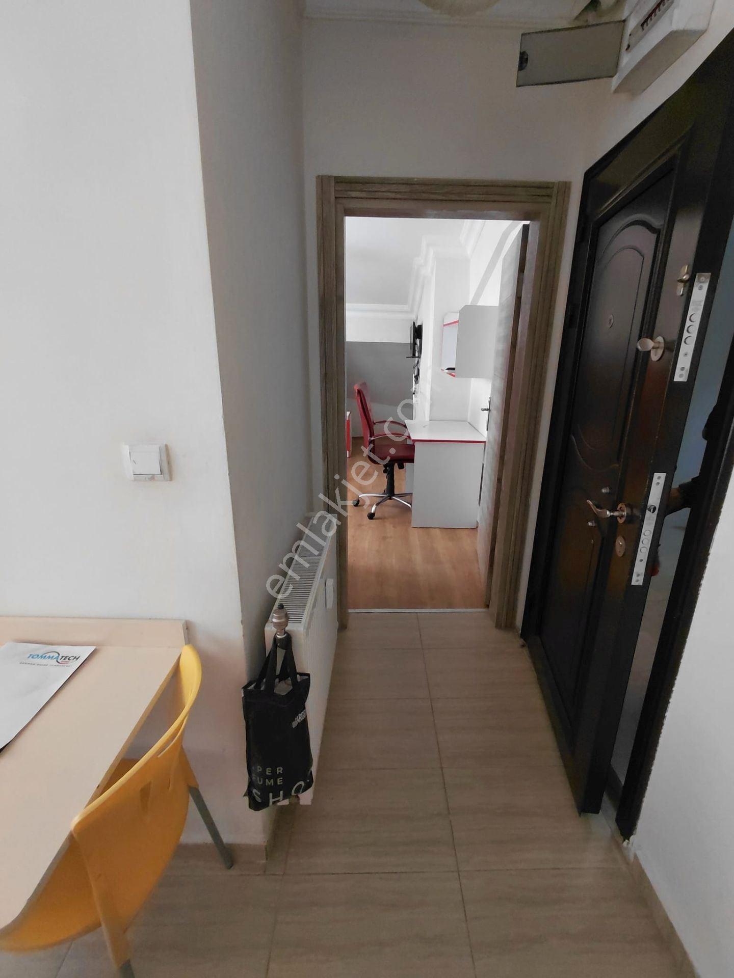 Isparta Merkez Bağlar Mahallesinde Satılık Çatı Katı Apart - Görsel 4