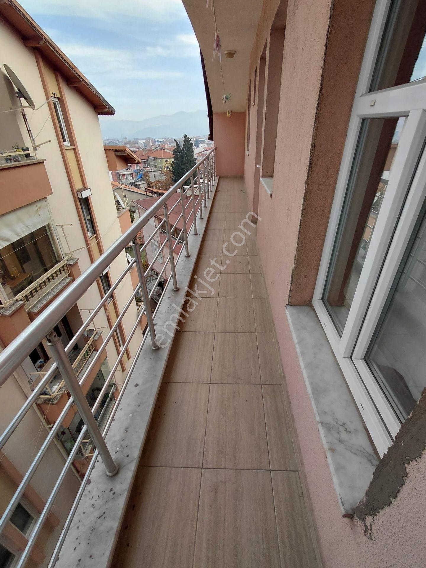Isparta Merkez Bağlar Mahallesinde Satılık Çatı Katı Apart - Görsel 18