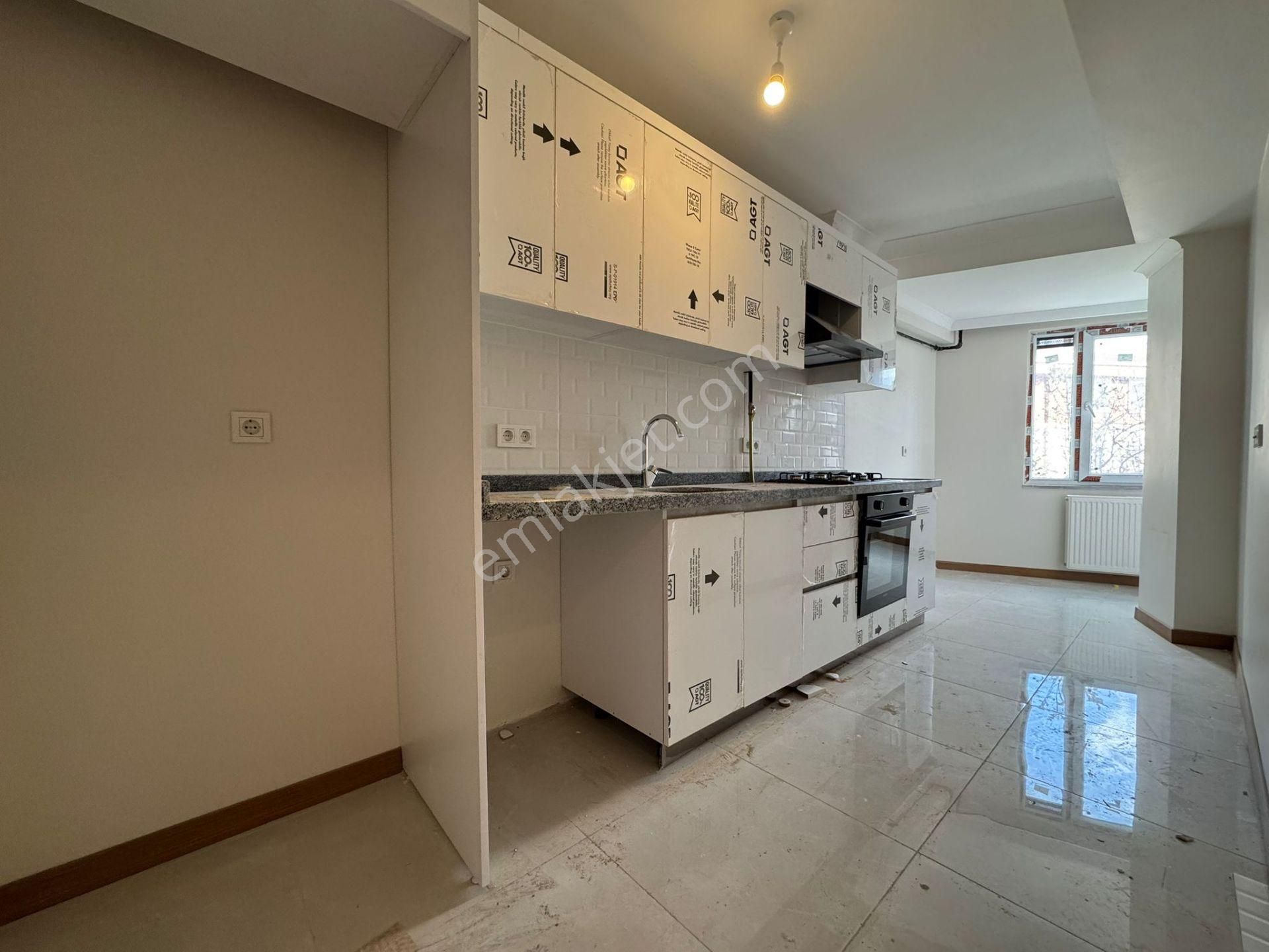 Bahçelievler Yayla Caddesi Üzerinde 2+1 Sıfır Binada Satılık - Görsel 11