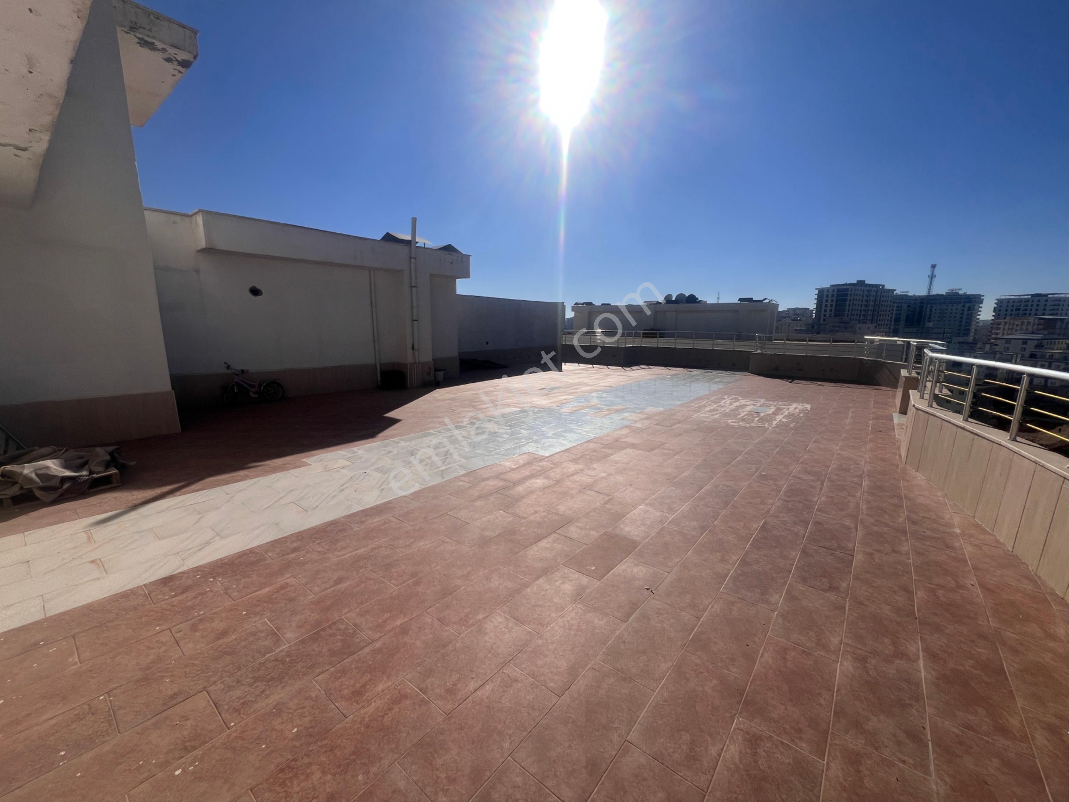 Murat Emlaktan Geniş Teraslı Lüks Kale Cepheli 4+1 Daire Satılık - Görsel 30