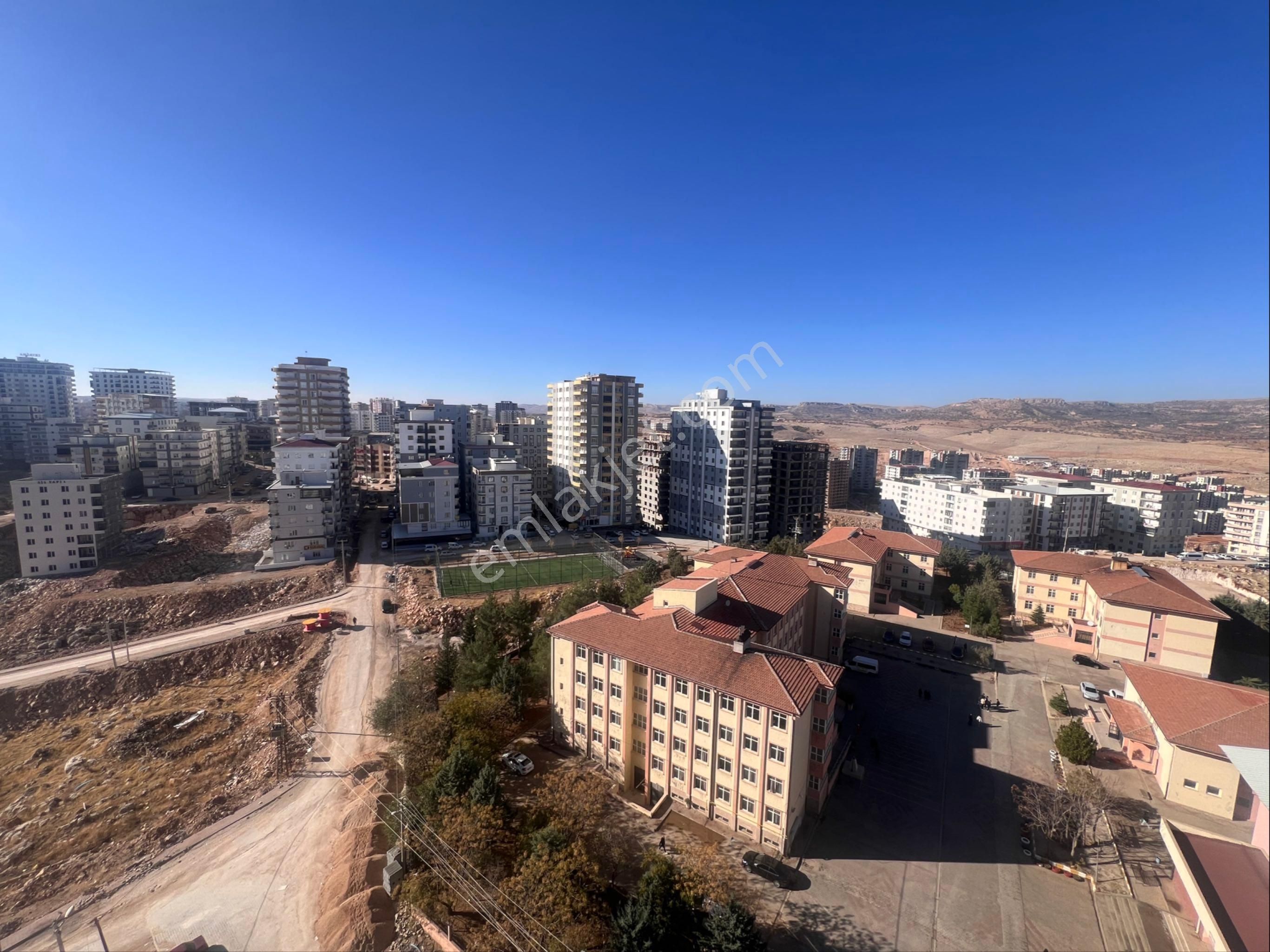 Murat Emlaktan Geniş Teraslı Lüks Kale Cepheli 4+1 Daire Satılık - Görsel 32