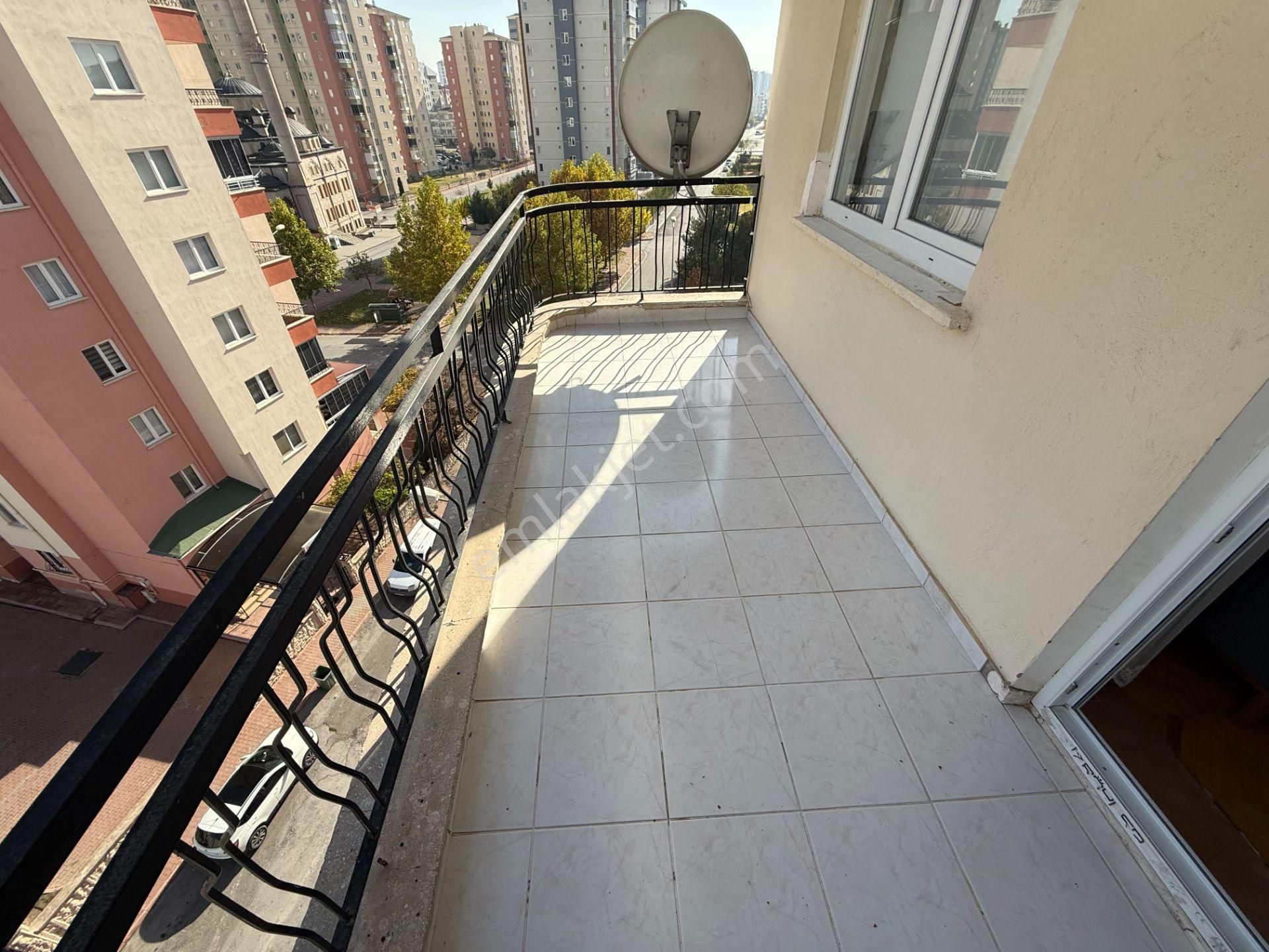 Global Emlak Zümrütte Satılık Kombili 3+1 Kiracılı Daire - Görsel 11