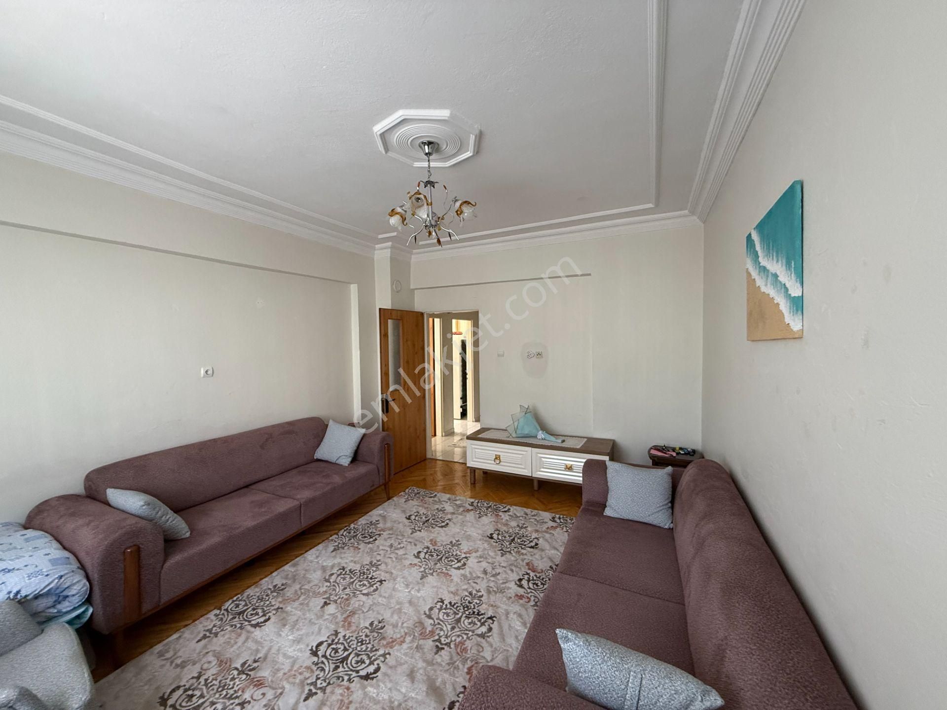 Global Emlak Zümrütte Satılık Kombili 3+1 Kiracılı Daire - Görsel 8