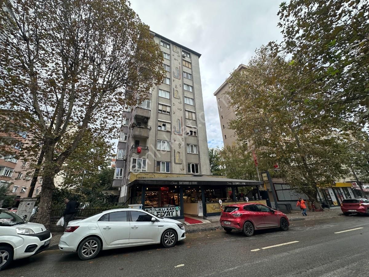 Turyap Göztepe Den Şair Arşide Katta Tek Geniş 3+1 Kiralık Daire