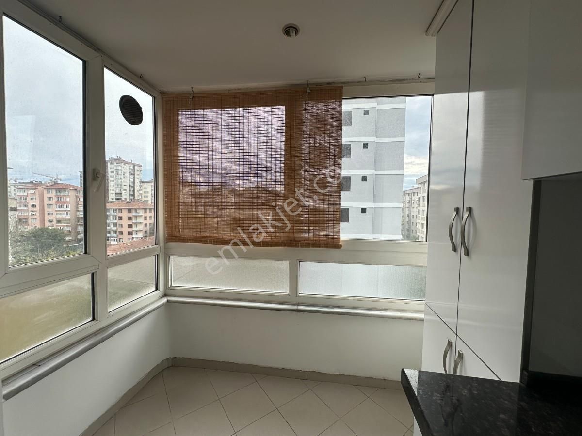 Turyap Göztepe Den Şair Arşide Katta Tek Geniş 3+1 Kiralık Daire - Görsel 14