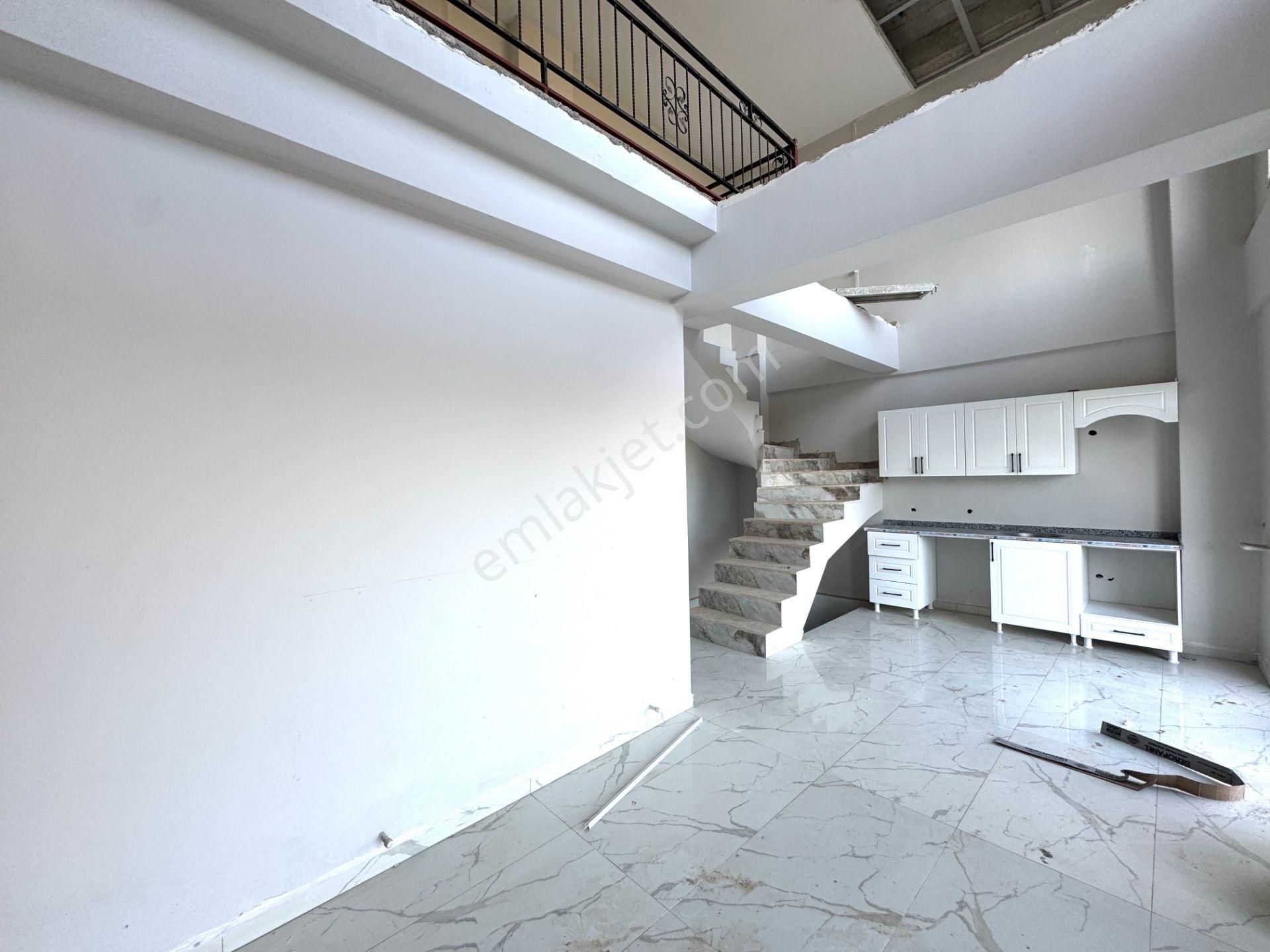 Altıntaşta Havuzlu 3+1 Satılık Bahçe Dubleksi - Görsel 5