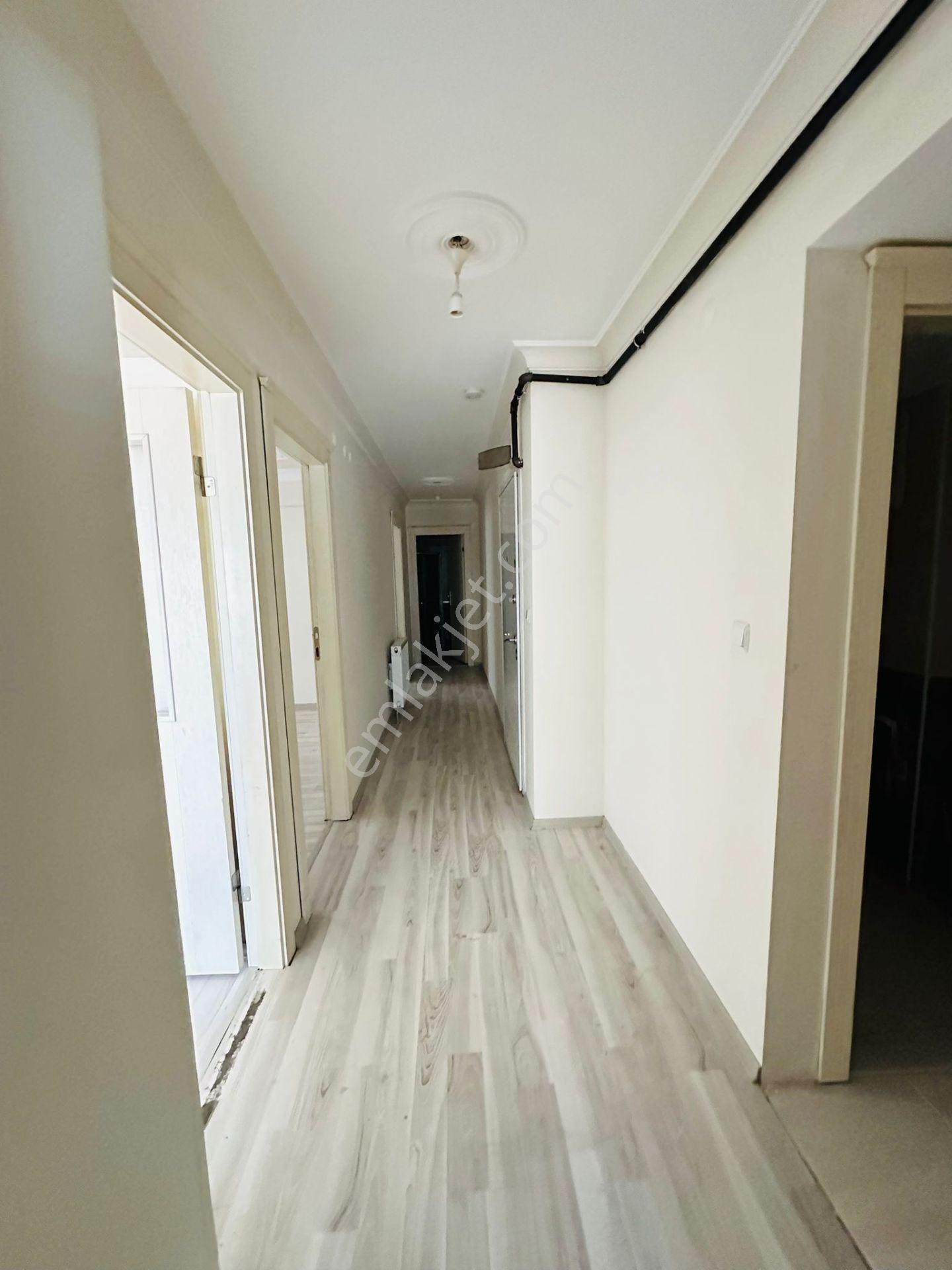 Bostancık Caddesine 1 Bina Mesafede Asansörlü 2+1 Giriş Kat Kiralık Daire !! - Görsel 14