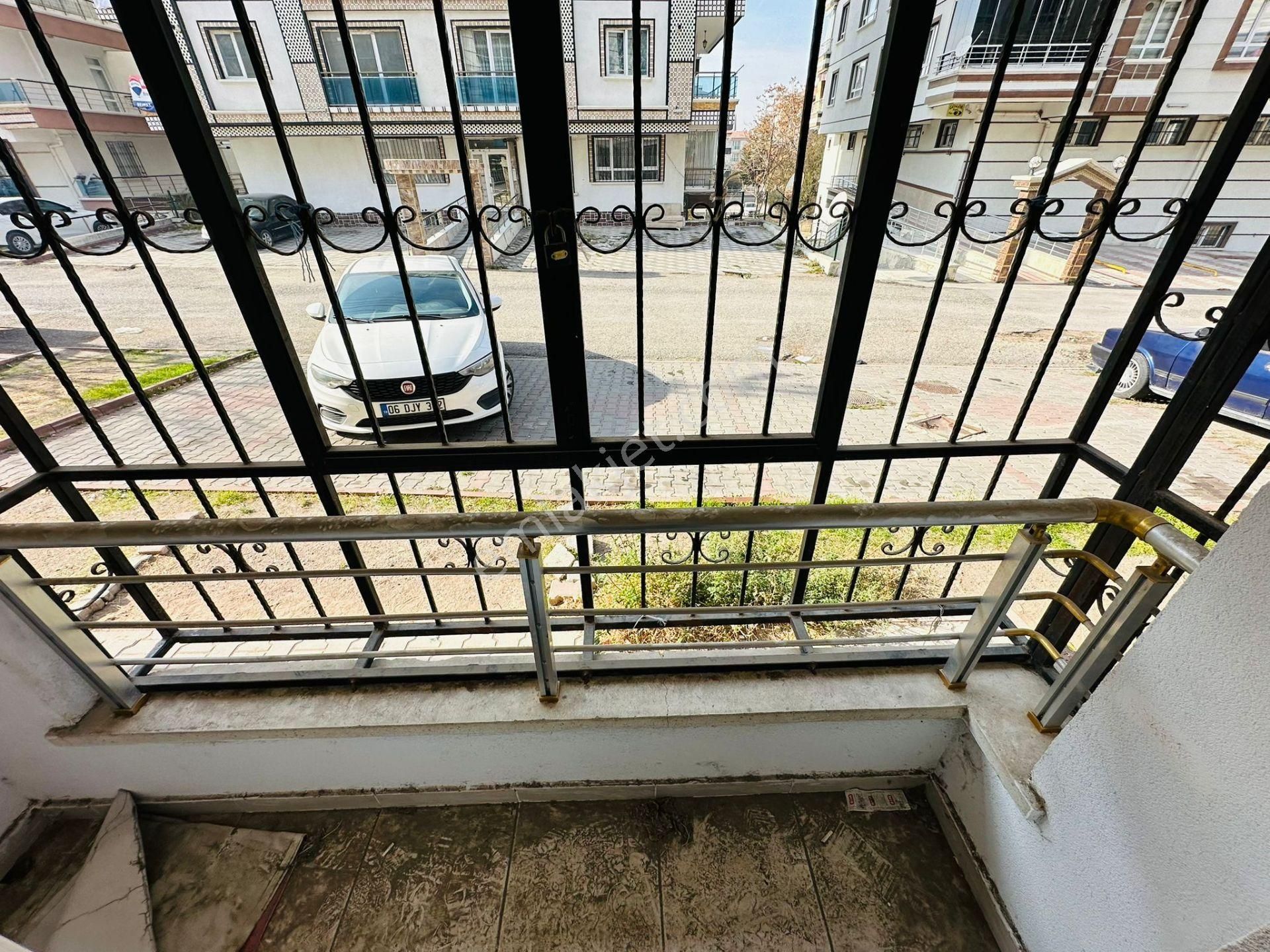 Bostancık Caddesine 1 Bina Mesafede Asansörlü 2+1 Giriş Kat Kiralık Daire !! - Görsel 17