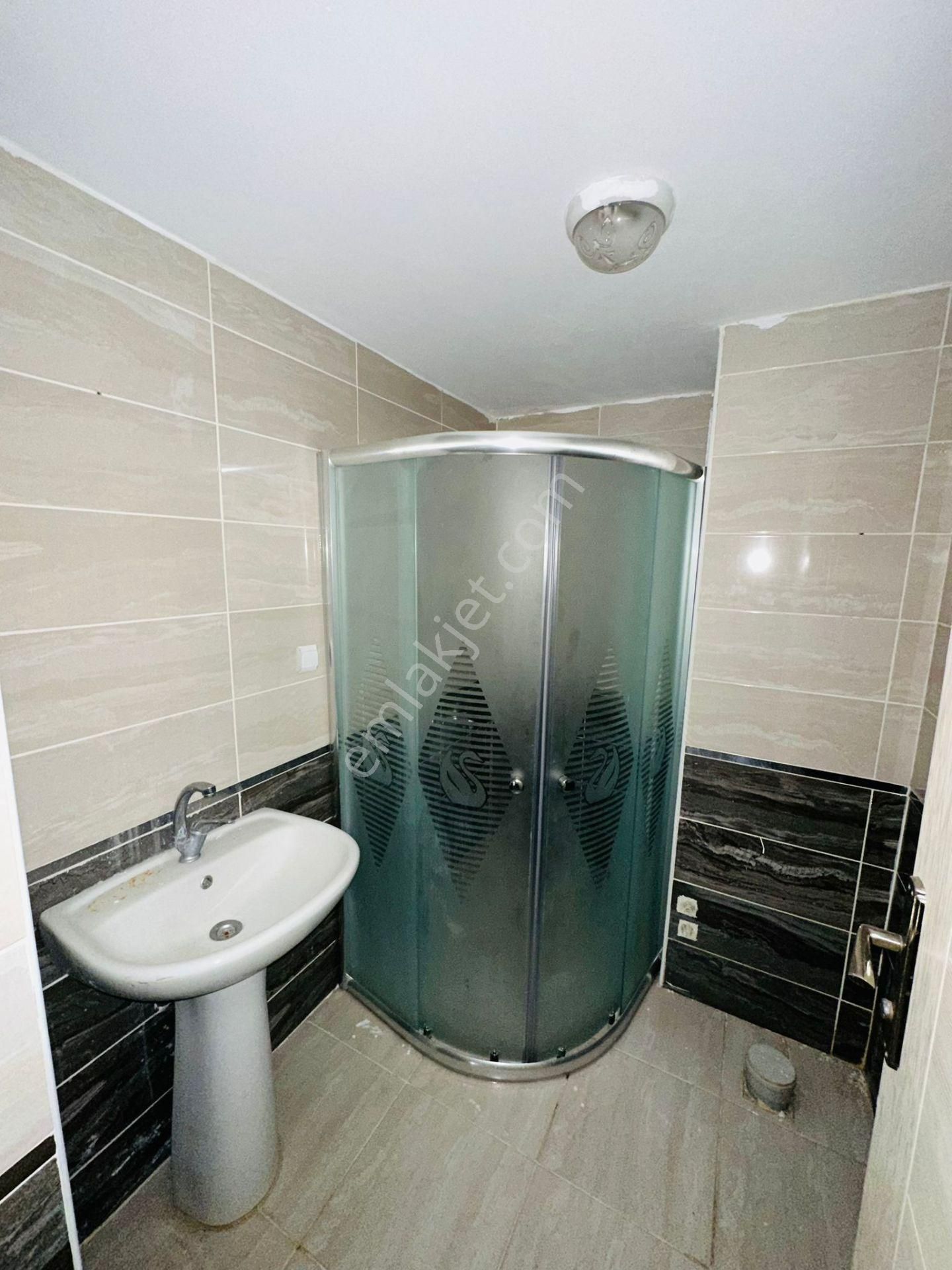 Bostancık Caddesine 1 Bina Mesafede Asansörlü 2+1 Giriş Kat Kiralık Daire !! - Görsel 15