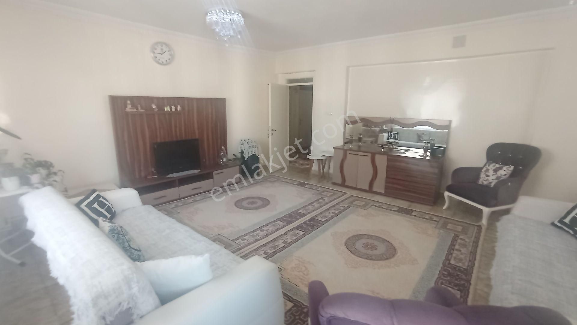 Kolejtepe Mahlesinde Konumu Güzel Geniş 2+1 Daire - Görsel 19