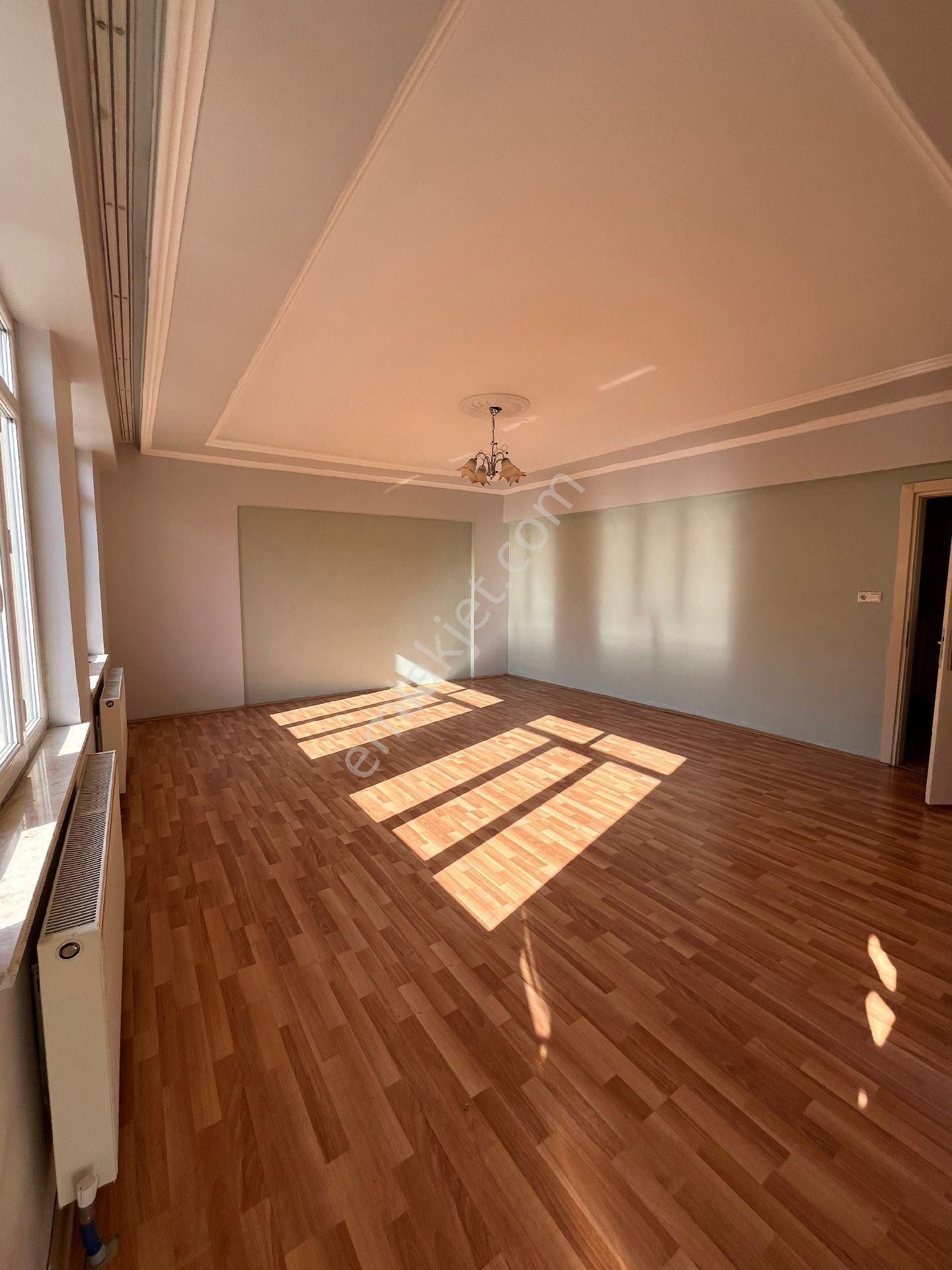 Murat Emlaktan Altunkalemde 4+1 Kiralık Daire - Görsel 18