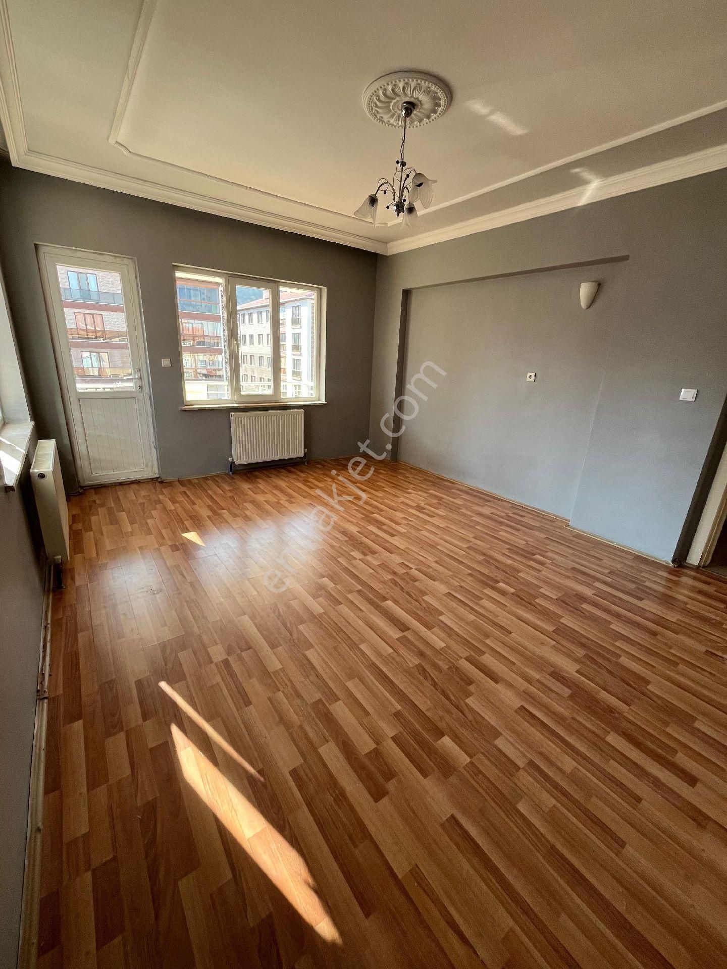 Murat Emlaktan Altunkalemde 4+1 Kiralık Daire - Görsel 13